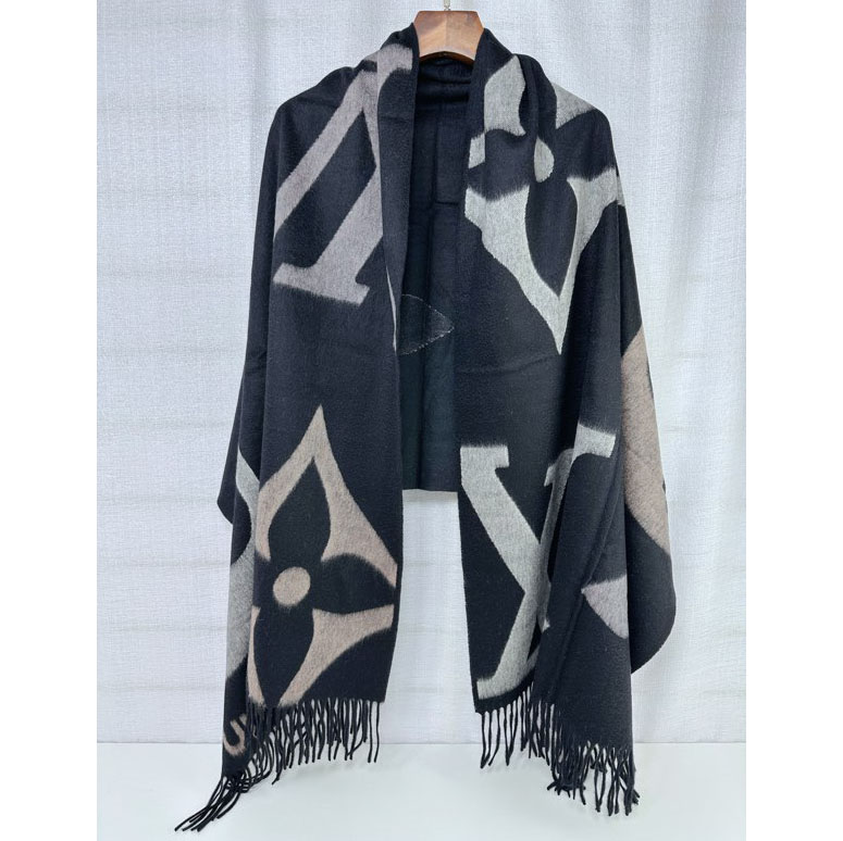 Louis Vuitton The Ultimate Scarf   - 