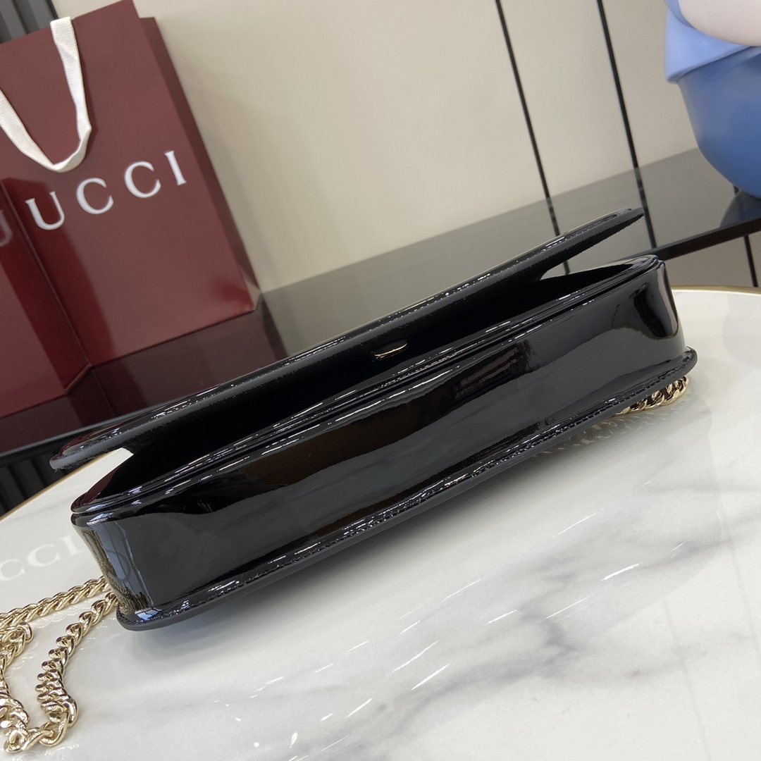 Gucci Blondie Small Shoulder Bag - 