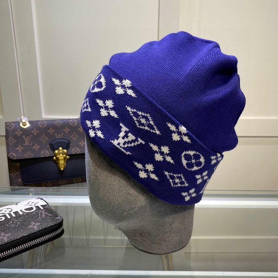 Louis Vuitton Beanie - 