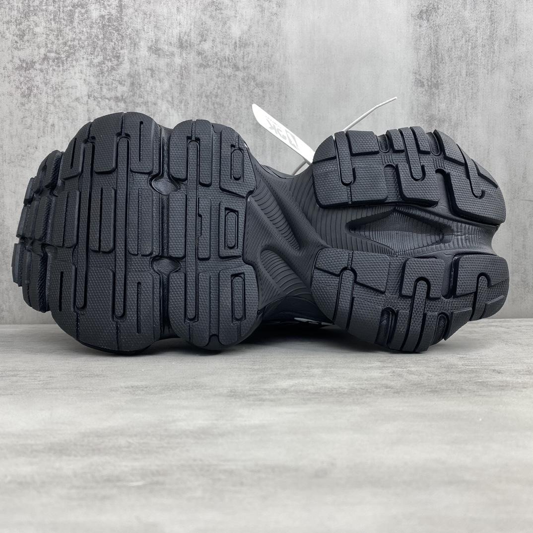 Balenciaga Cargo Sneaker - 