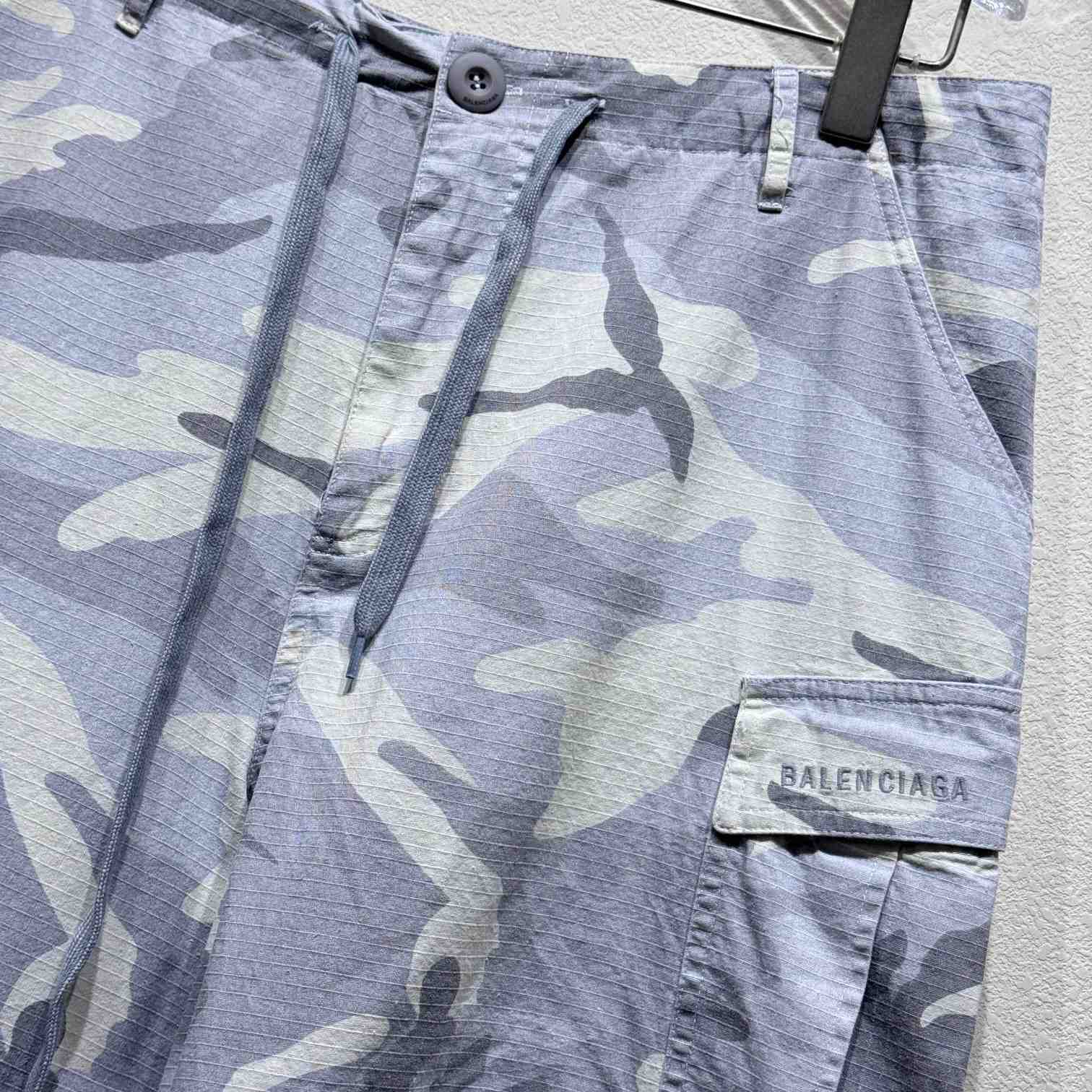 Balenciaga Large Cargo Pants In Light Grey - DesignerGu