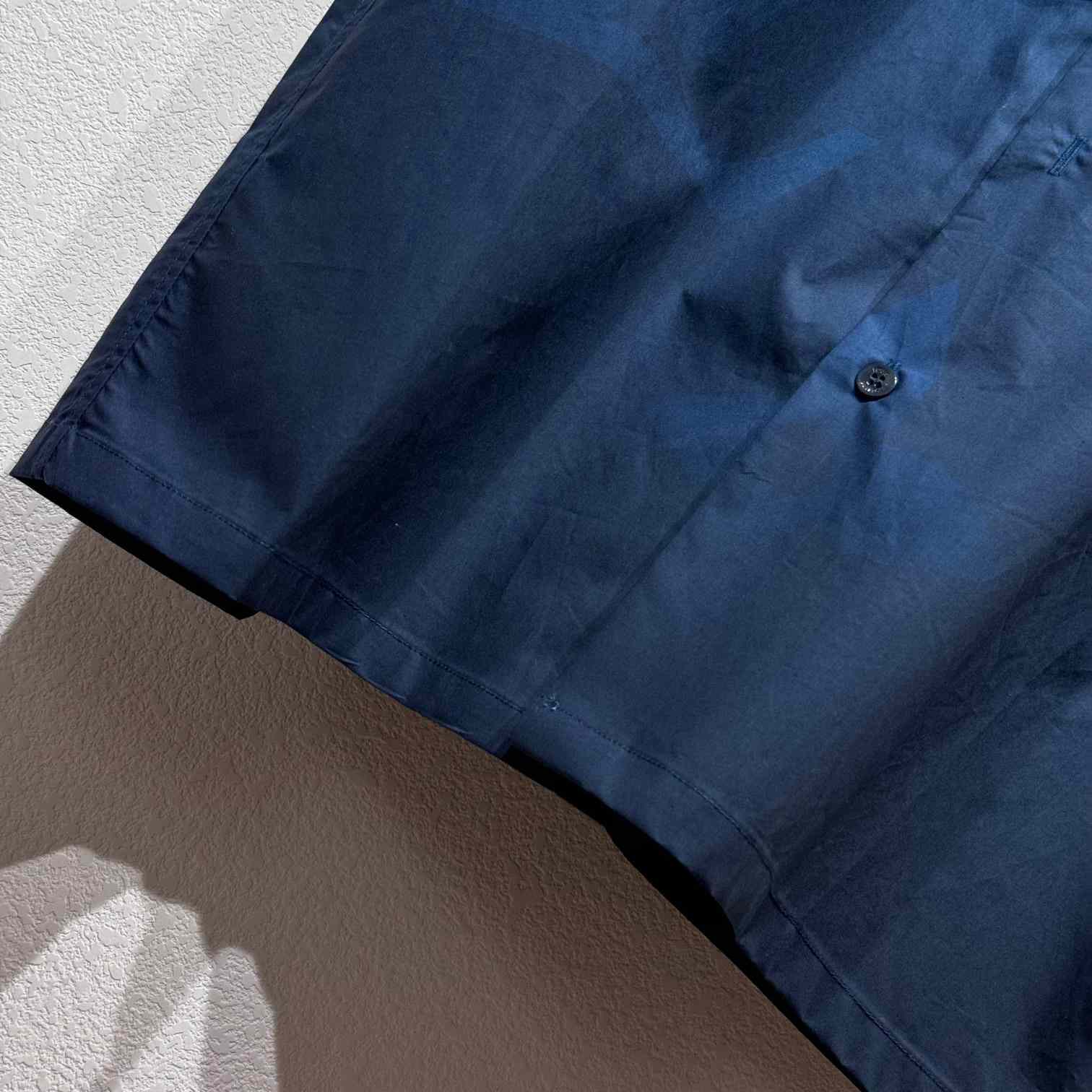 Louis Vuitton Monogram Printed Short-Sleeved Shirt   1AFXUJ - DesignerGu