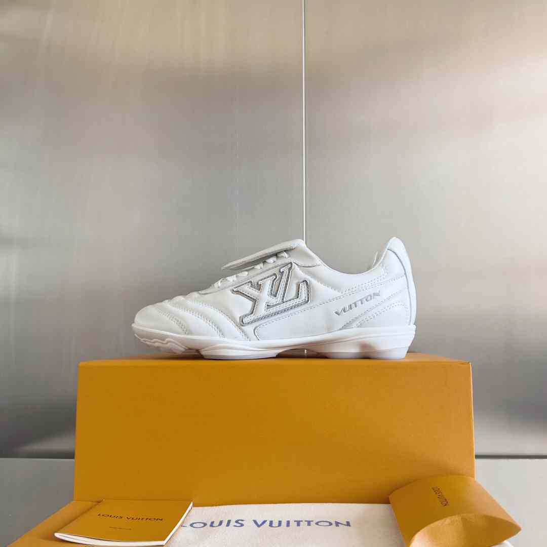 Louis Vuitton LV Footprint Soccer Sneaker   1AHDOA - DesignerGu