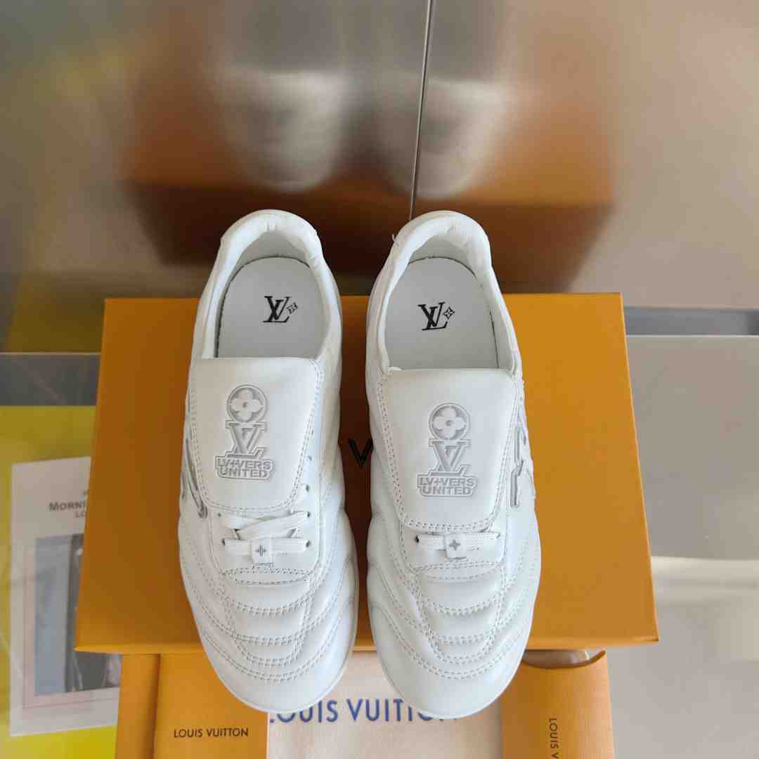 Louis Vuitton LV Footprint Soccer Sneaker   1AHDOA - DesignerGu