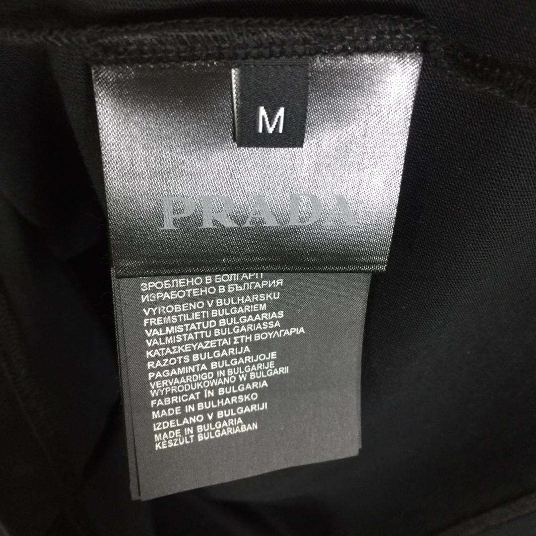 Prada Cotton  T-shirt  - 
