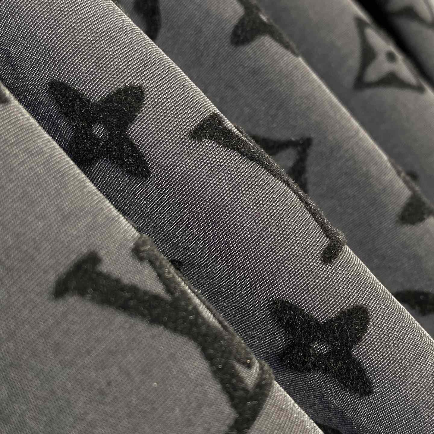 Louis Vuitton Flocked  Monogram Long-Sleeved Shirt - 