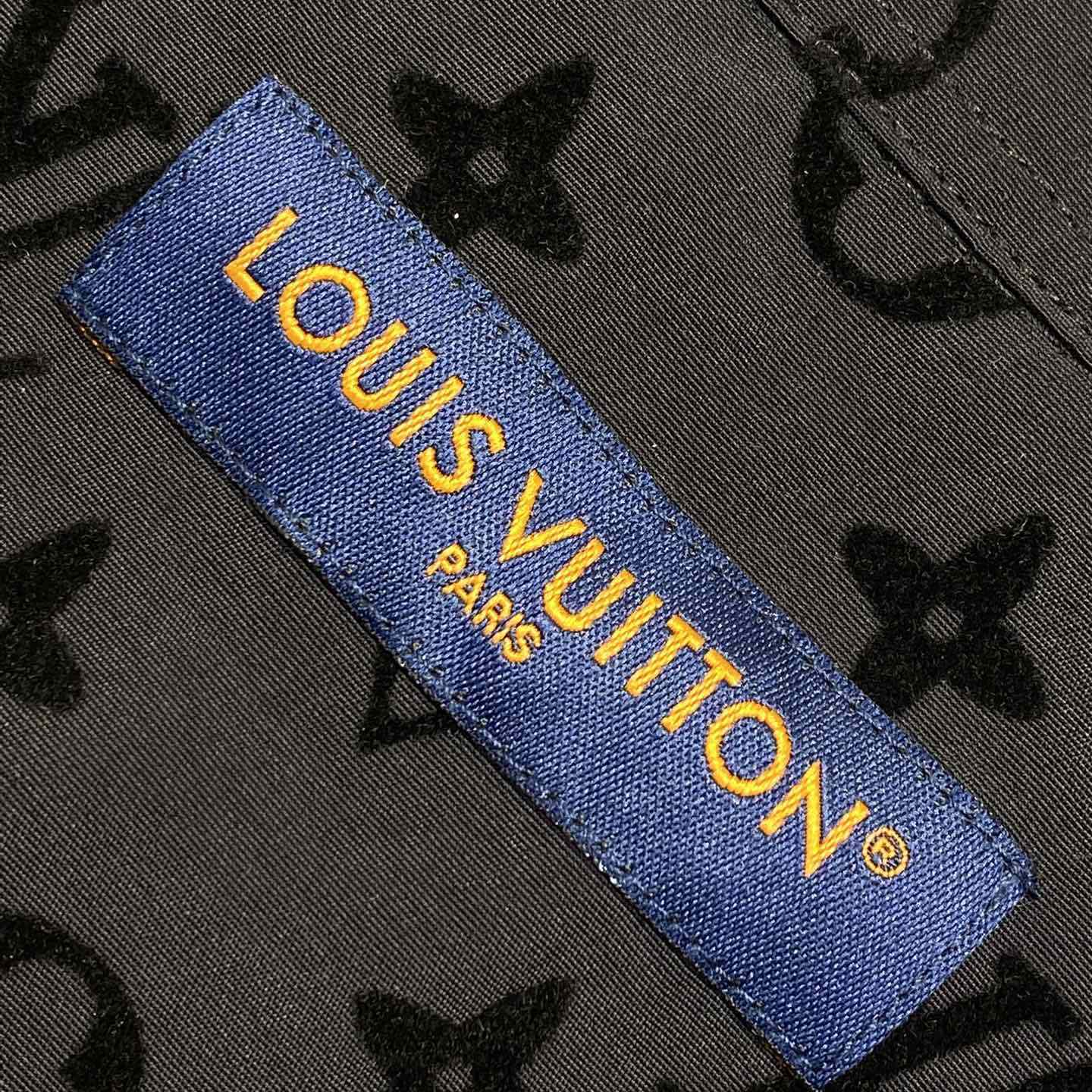 Louis Vuitton Flocked  Monogram Long-Sleeved Shirt - 