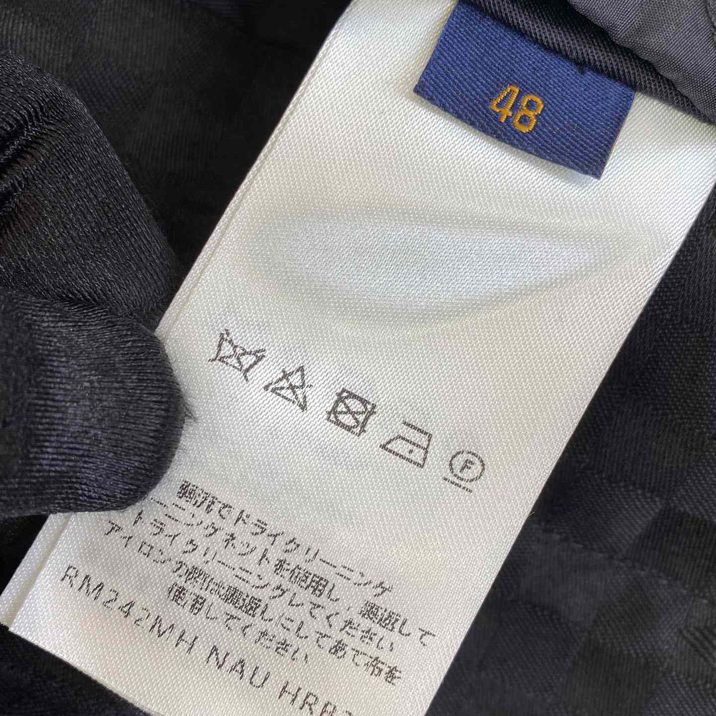 Louis Vuitton Damier Open Collar Wool Overshirt   1AFVNA - 