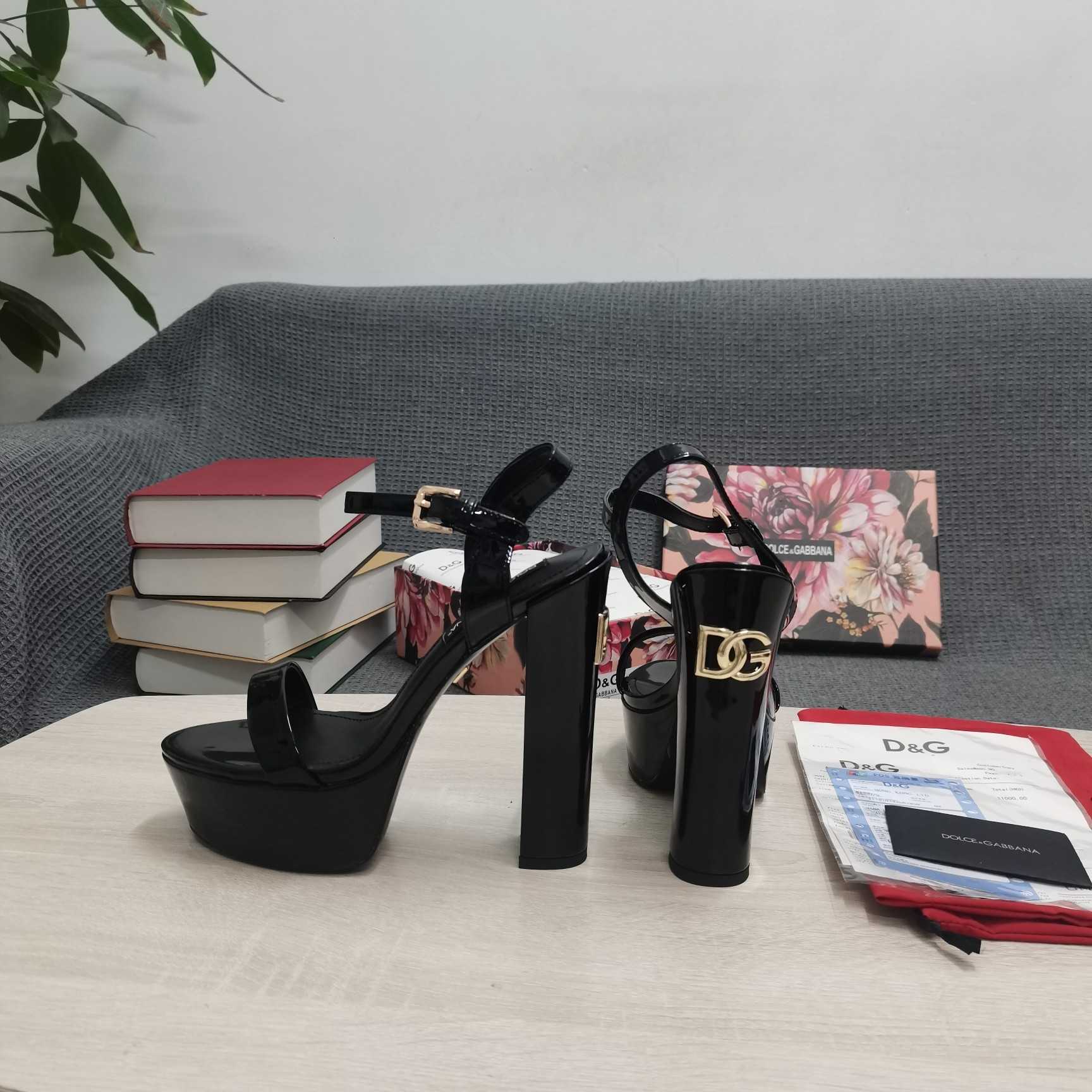 Dolce & Gabbana Polished Calfskin Platform Sandals - DesignerGu