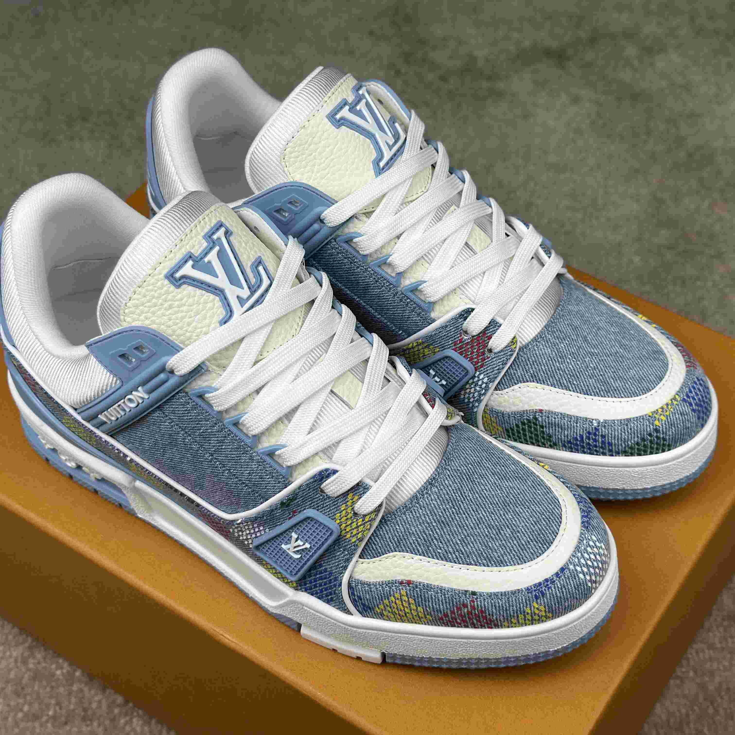 Louis Vuitton LV Trainer Sneaker       1AHCYF - 