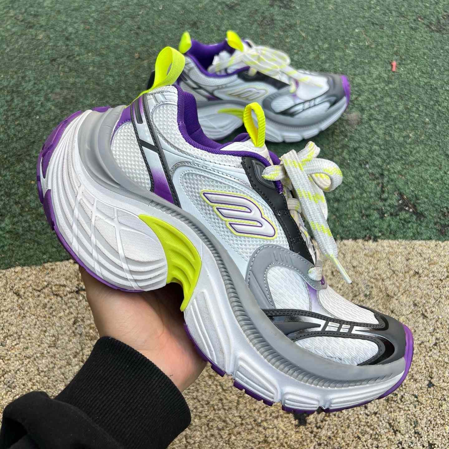 Balenciaga 10XL Sneaker  - DesignerGu