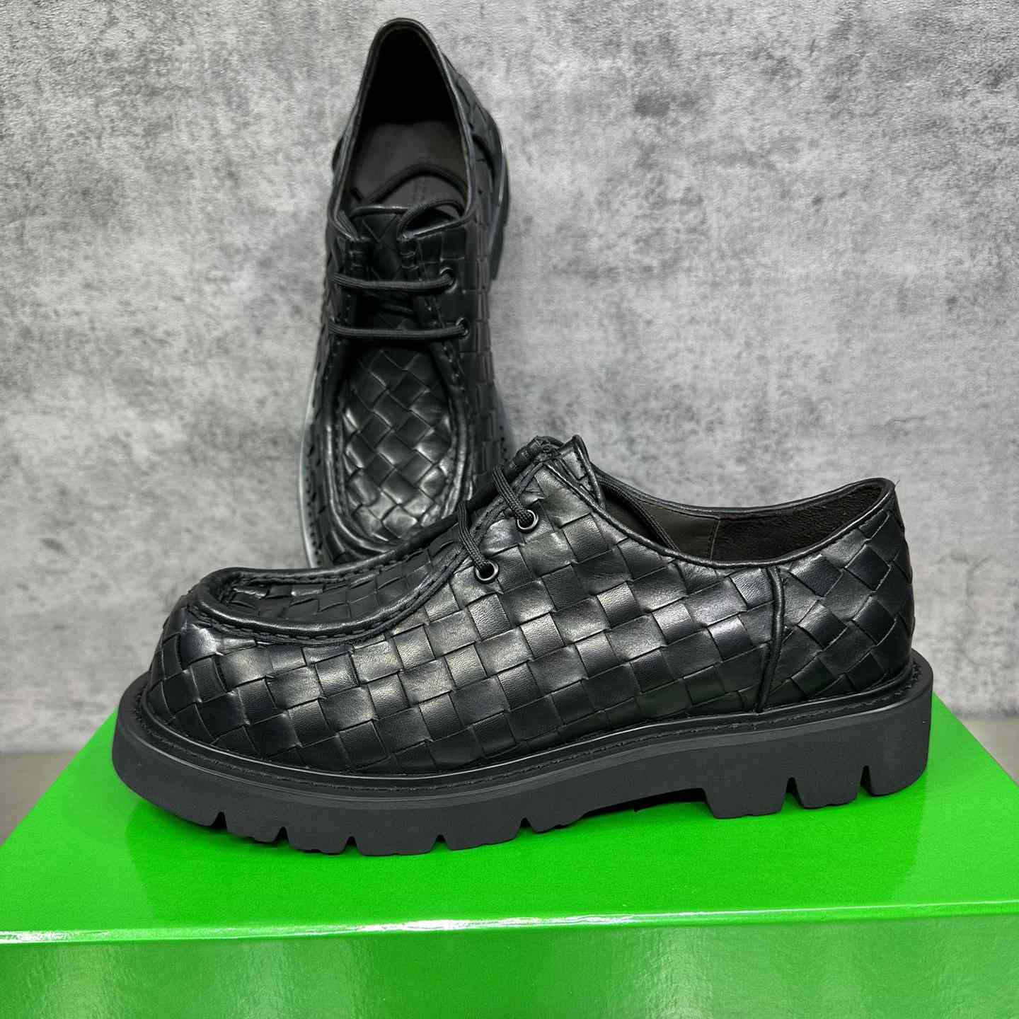 Bottega Veneta® Haddock Lace-Up Shoe - DesignerGu