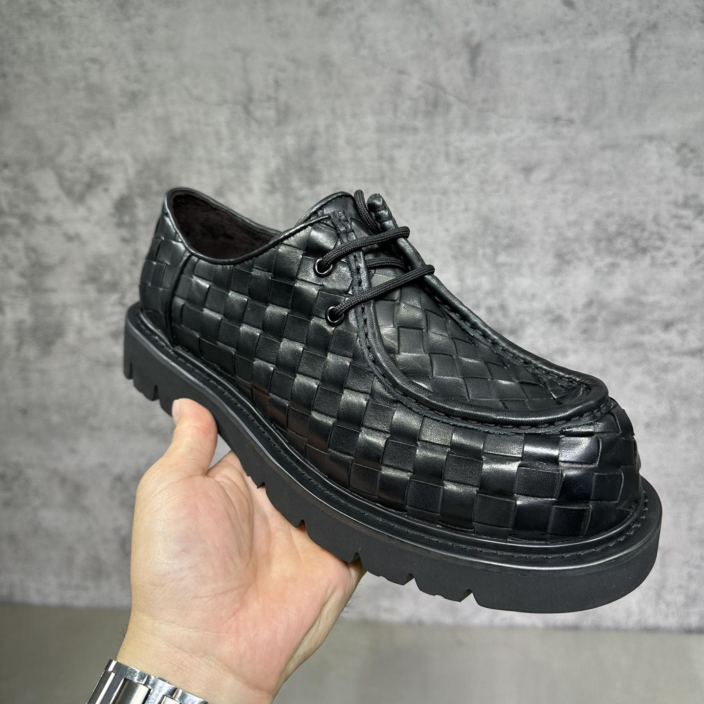 Bottega Veneta® Haddock Lace-Up Shoe - DesignerGu