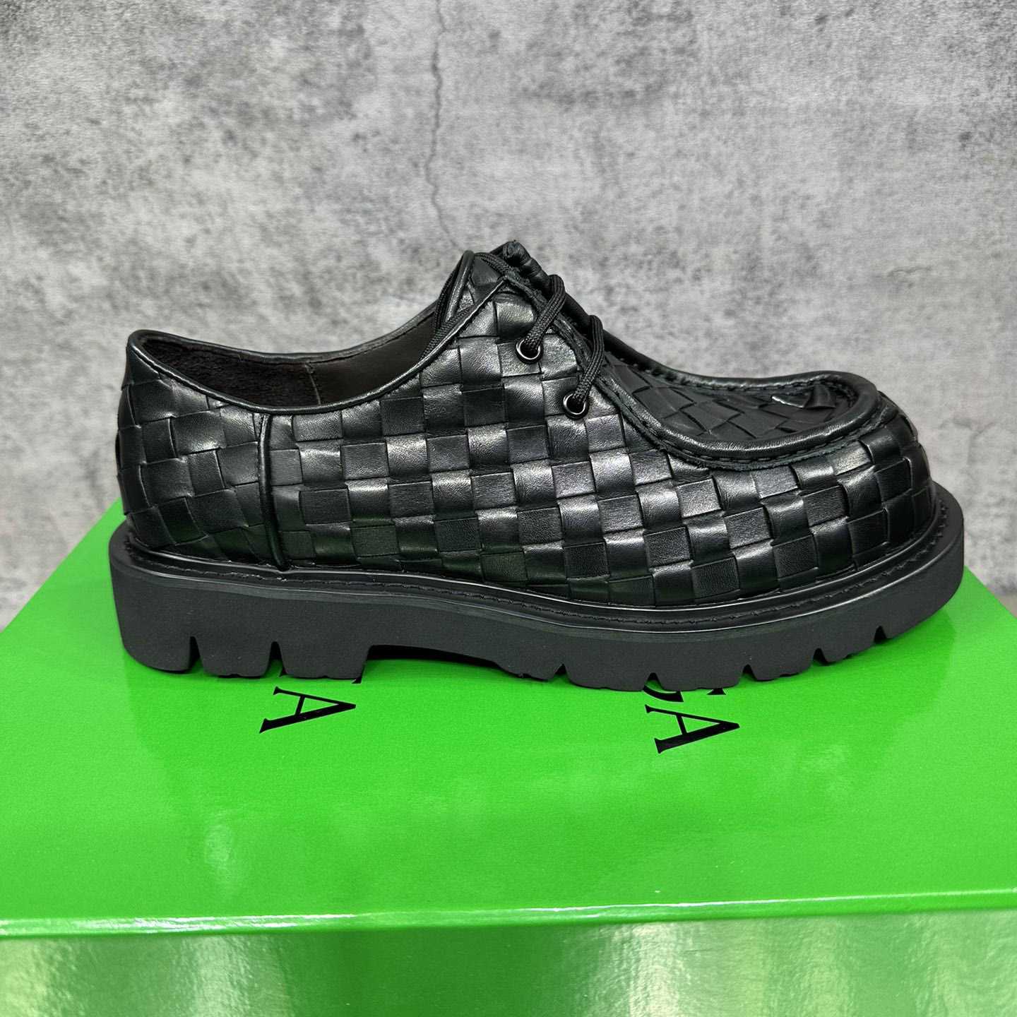 Bottega Veneta® Haddock Lace-Up Shoe - DesignerGu