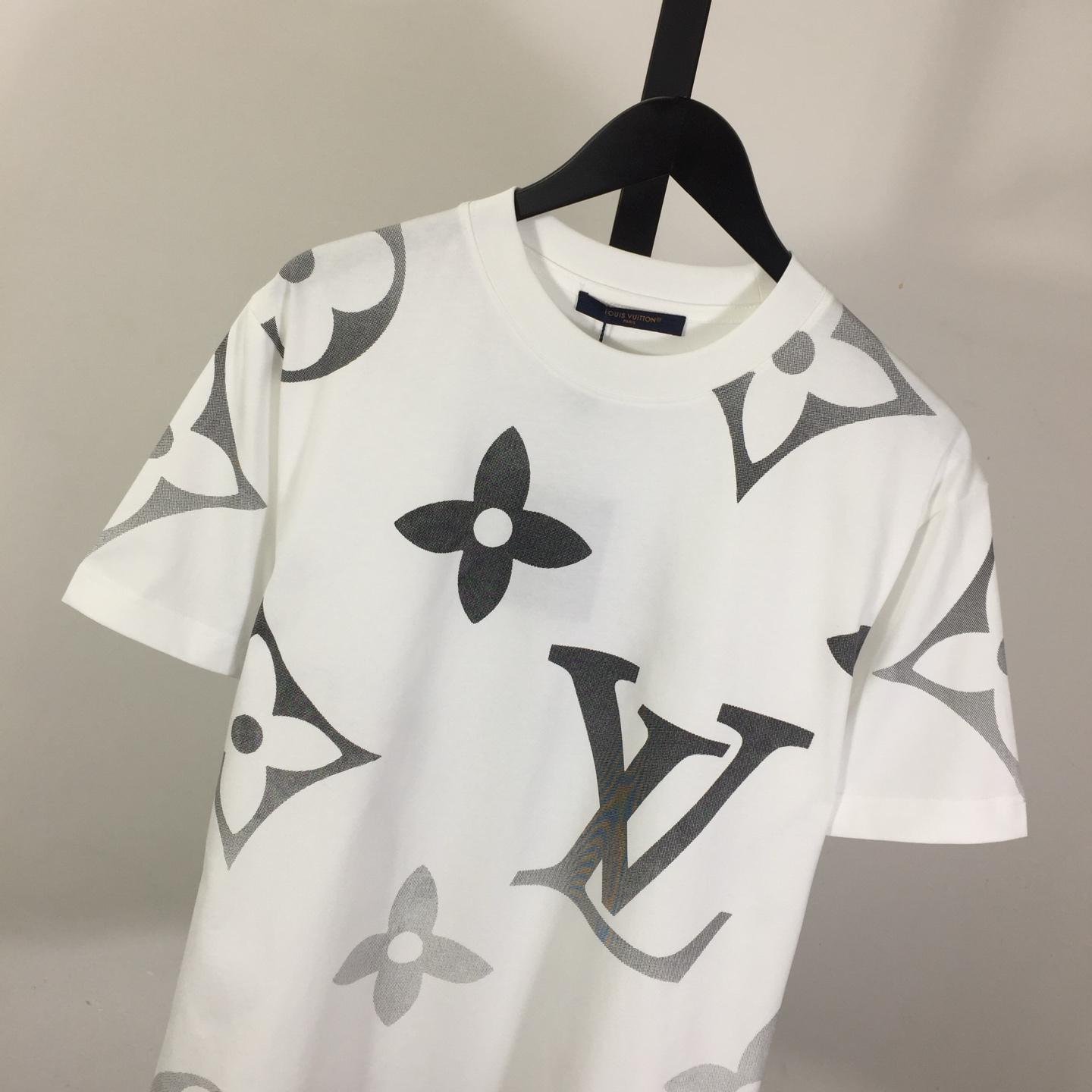 Louis Vuitton Monogram Cotton T-Shirt - 