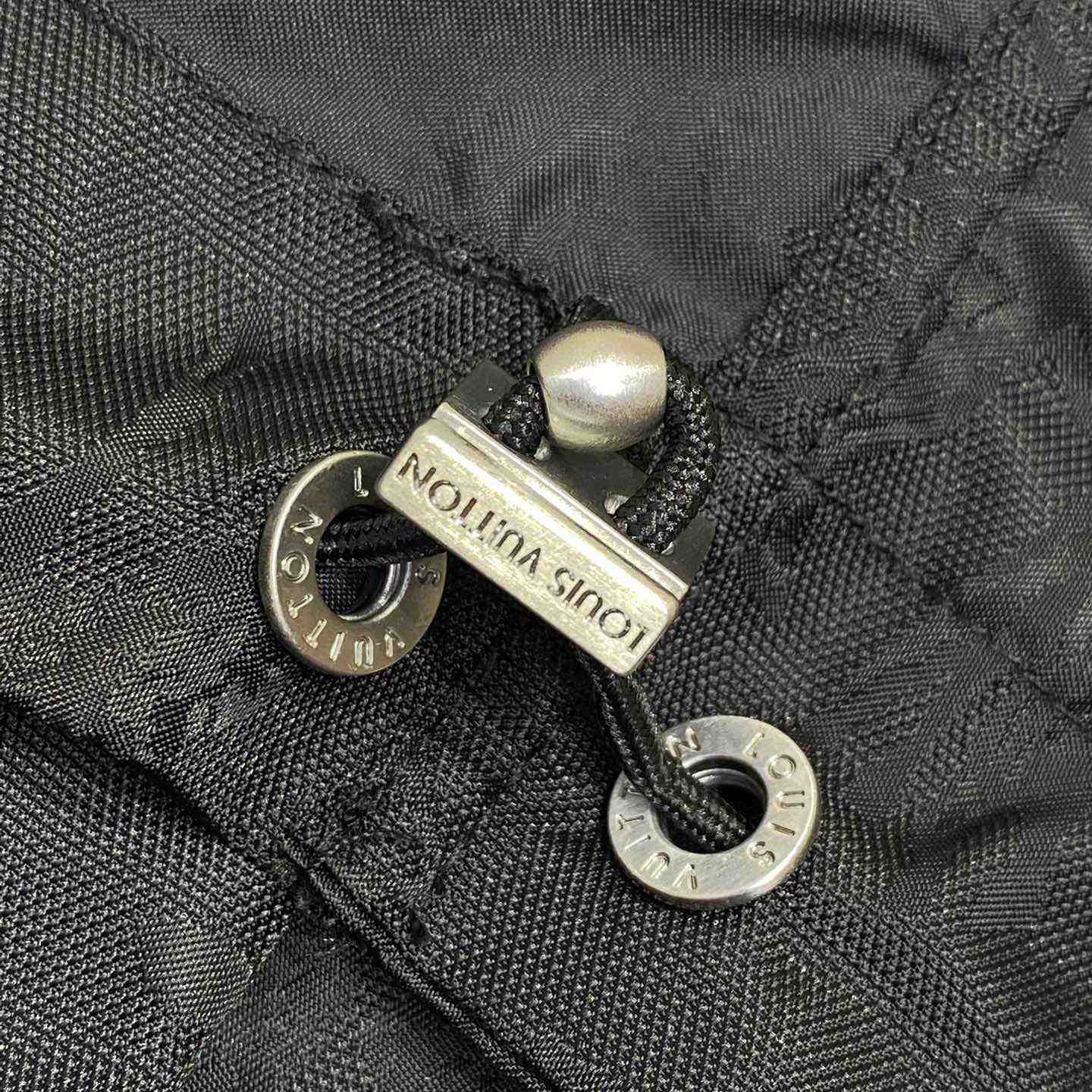 Louis Vuitton Nylon Windbreaker   1AGIPE - DesignerGu