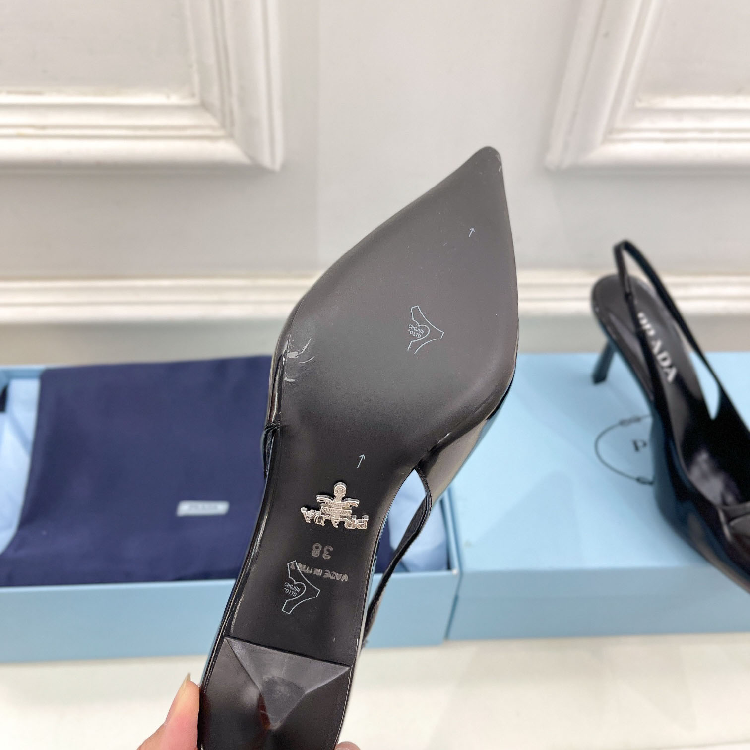Prada Black Brushed Leather Slingback Pumps  75mm - DesignerGu