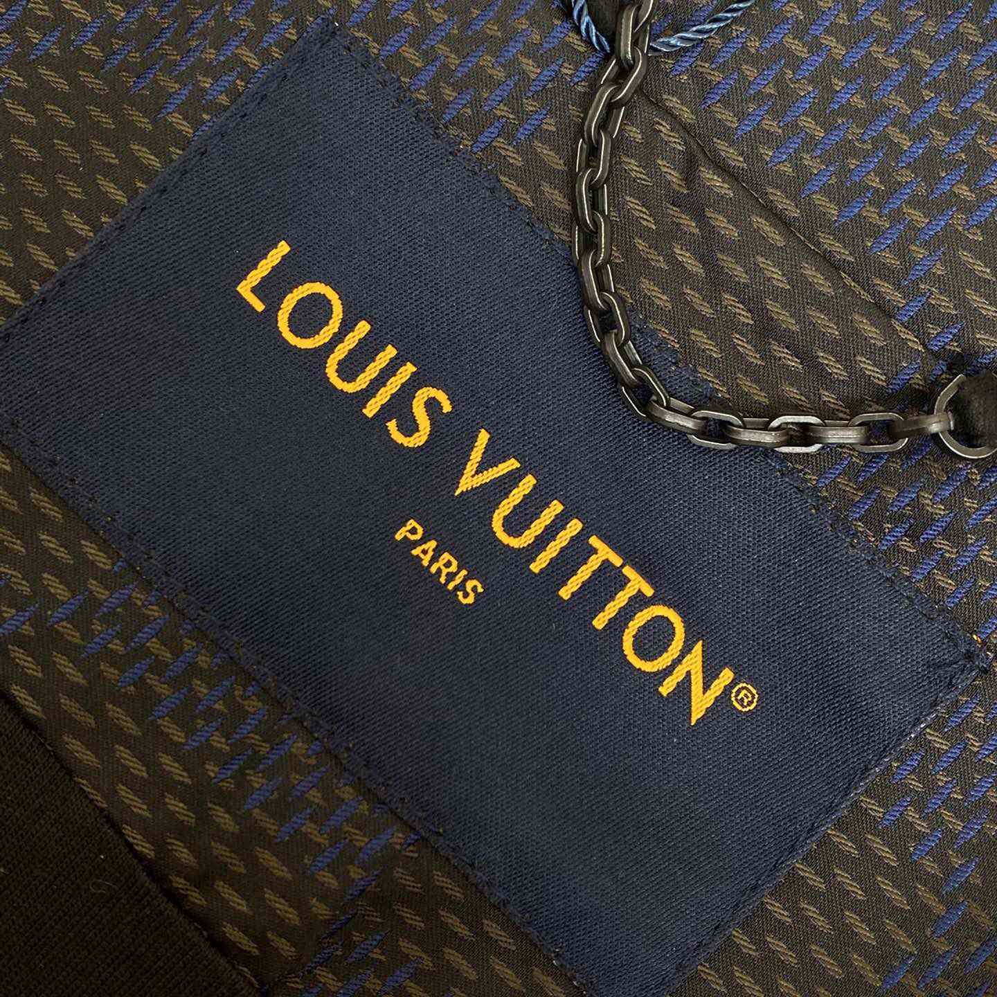 Louis Vuitton Damier Pop Nylon Travel Blouson  1AFHVO - DesignerGu