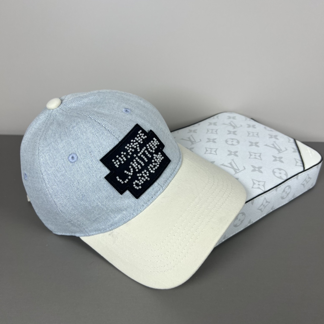 Louis Vuitton Cap - 