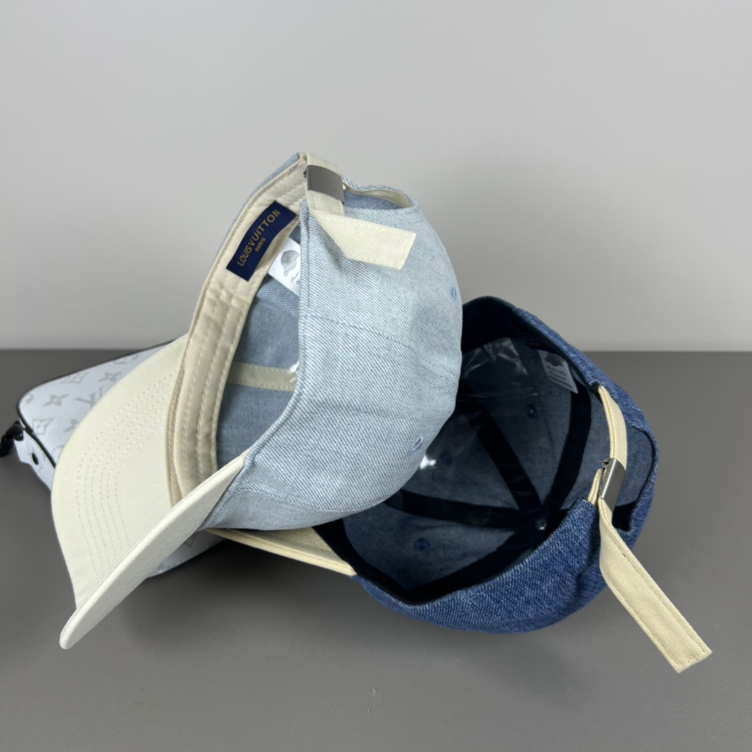 Louis Vuitton Cap - 