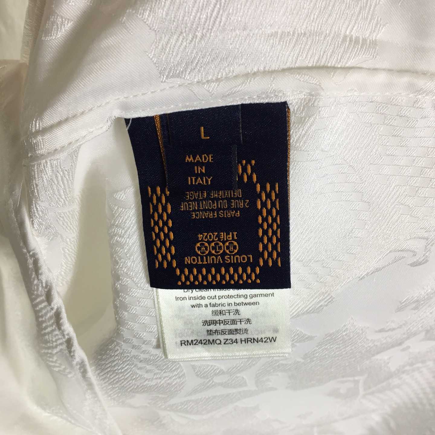 Louis Vuitton Long-Sleeved Jacquard Silk Shirt   1AFWRZ - DesignerGu