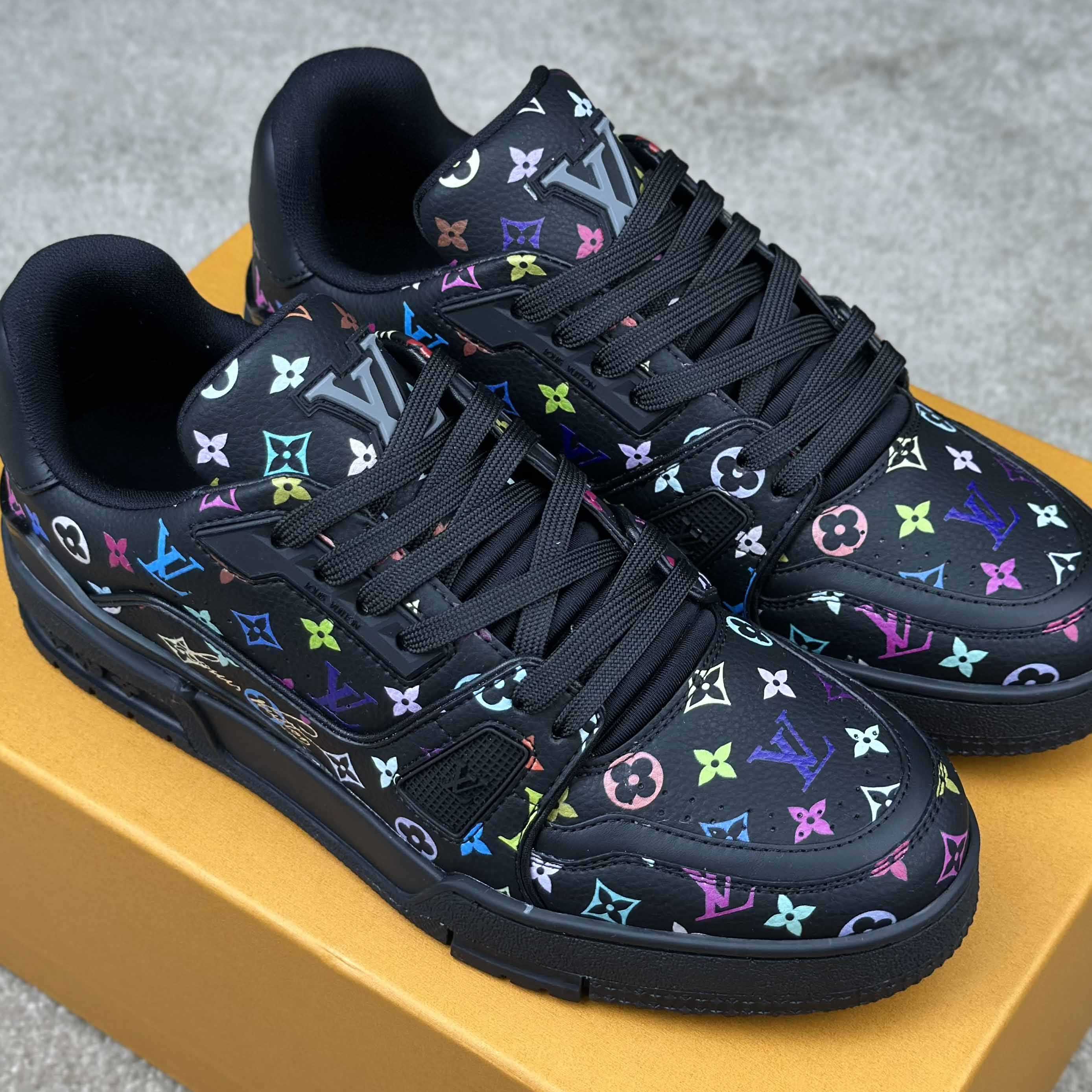 Louis Vuitton LV x TM LV Trainer Sneaker  1AGZE6 - DesignerGu