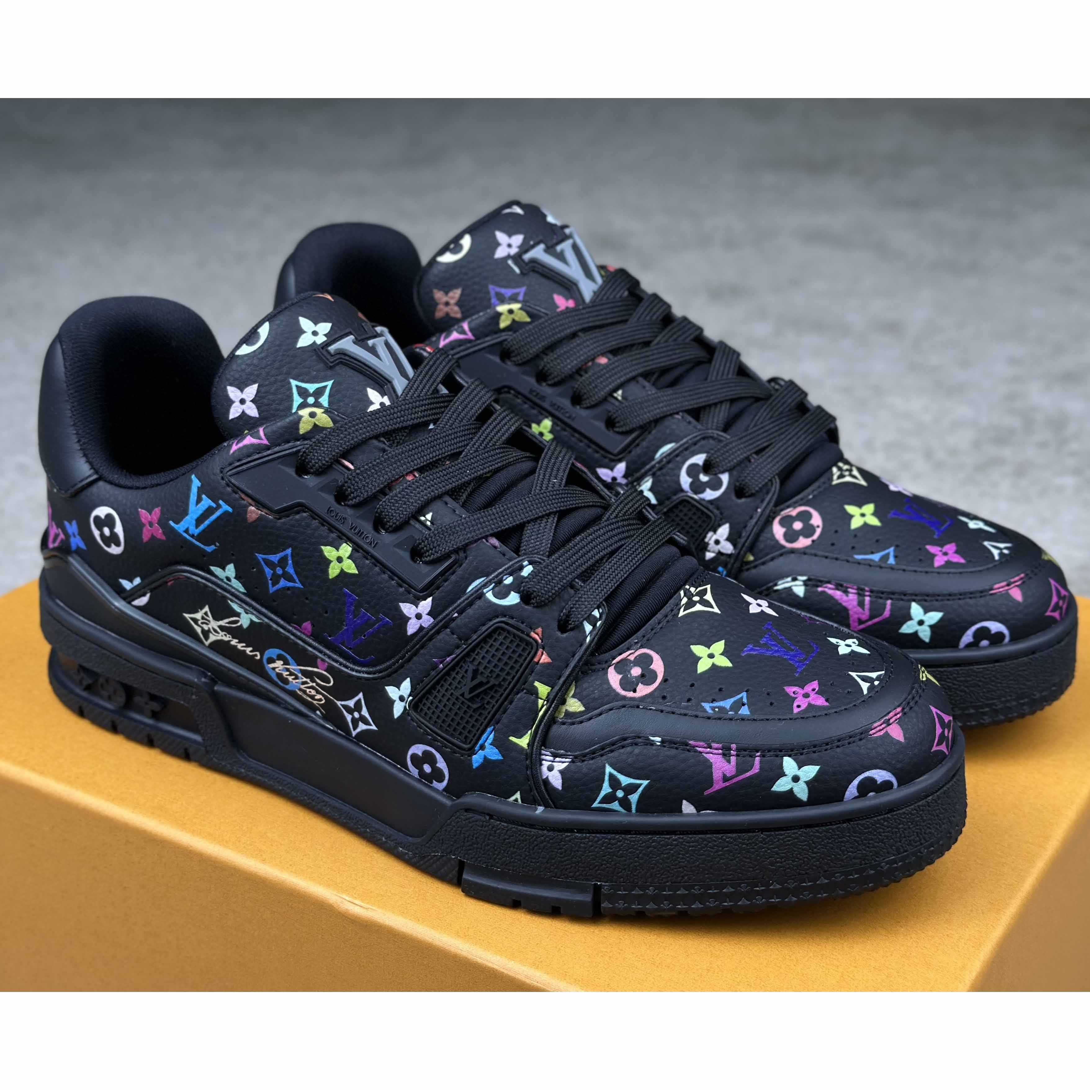 Louis Vuitton LV x TM LV Trainer Sneaker  1AGZE6 - DesignerGu