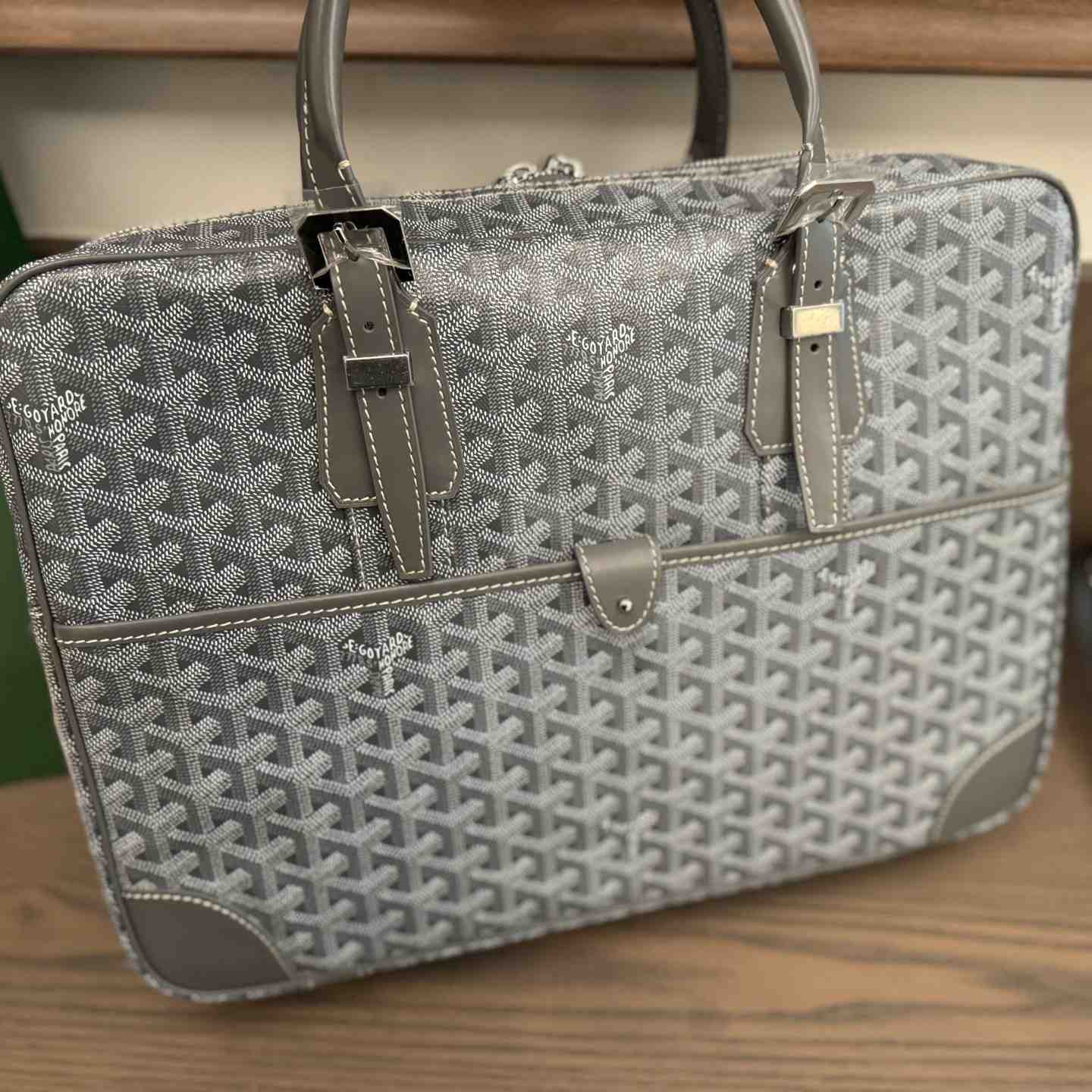 Goyard Ambassade MM Document Case - DesignerGu