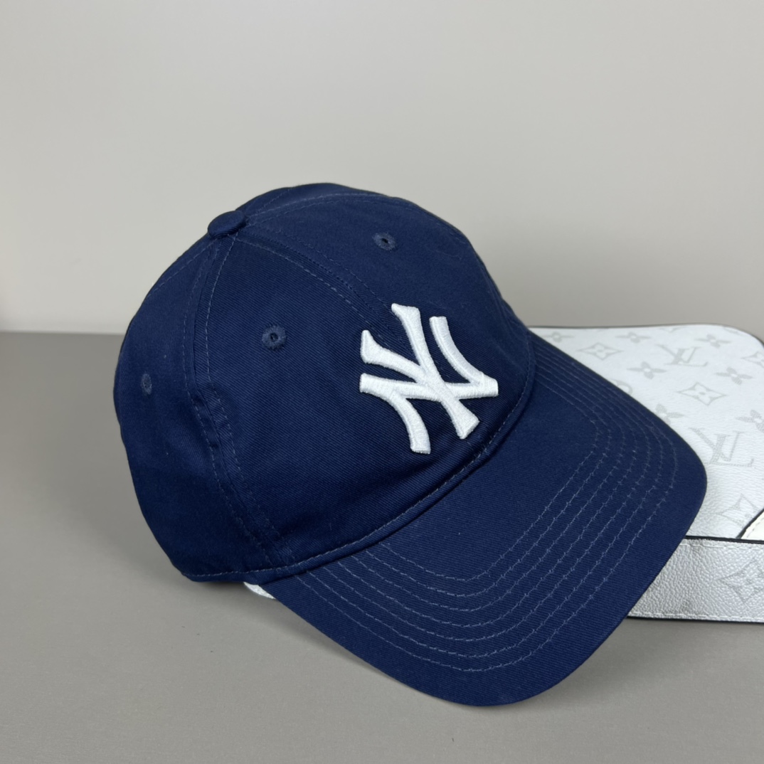 New York Yankees Cap In Blue - 