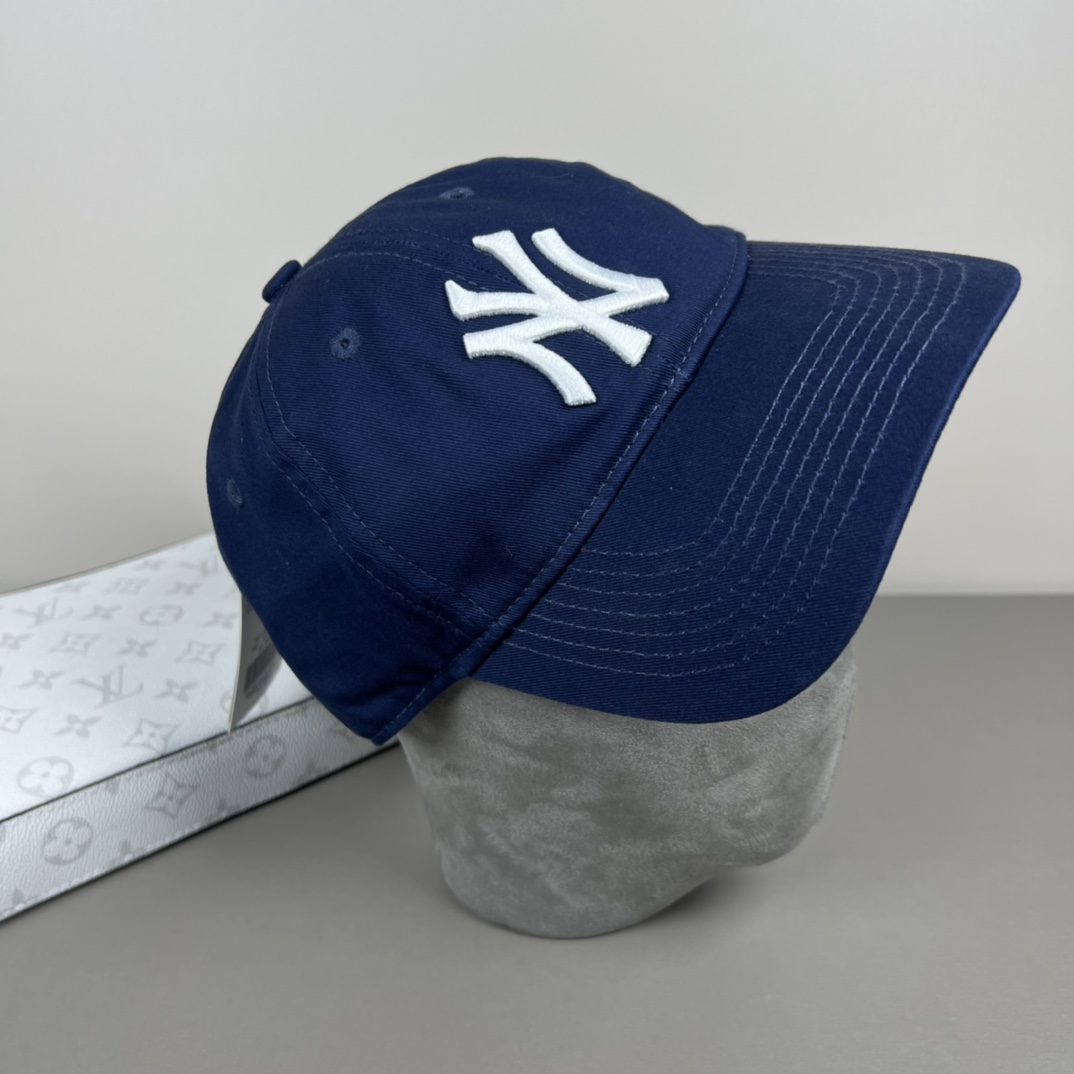 New York Yankees Cap In Blue - 