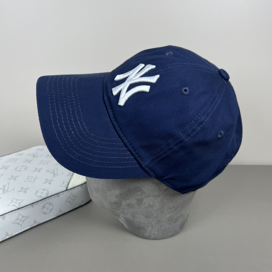 New York Yankees Cap In Blue - 