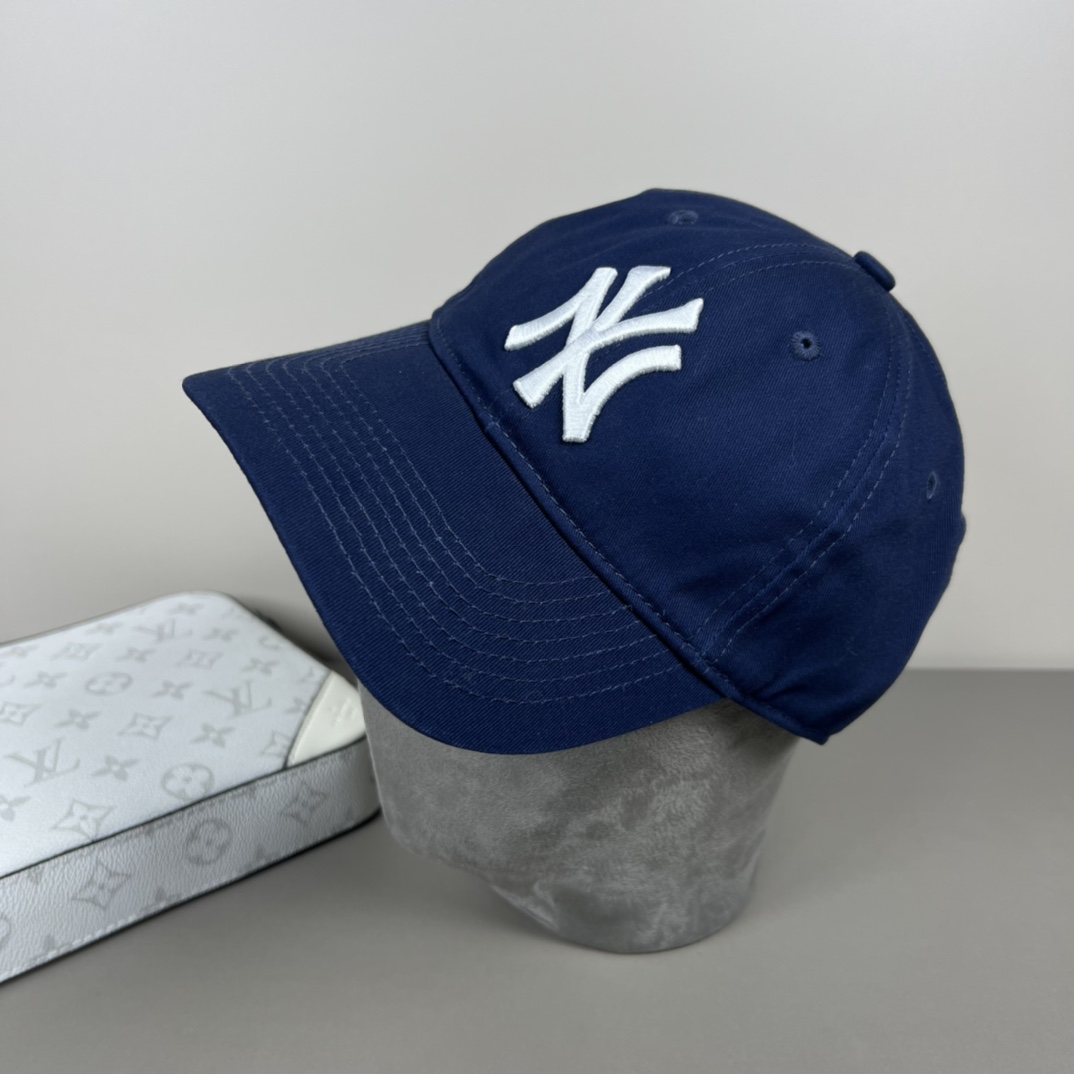 New York Yankees Cap In Blue - 