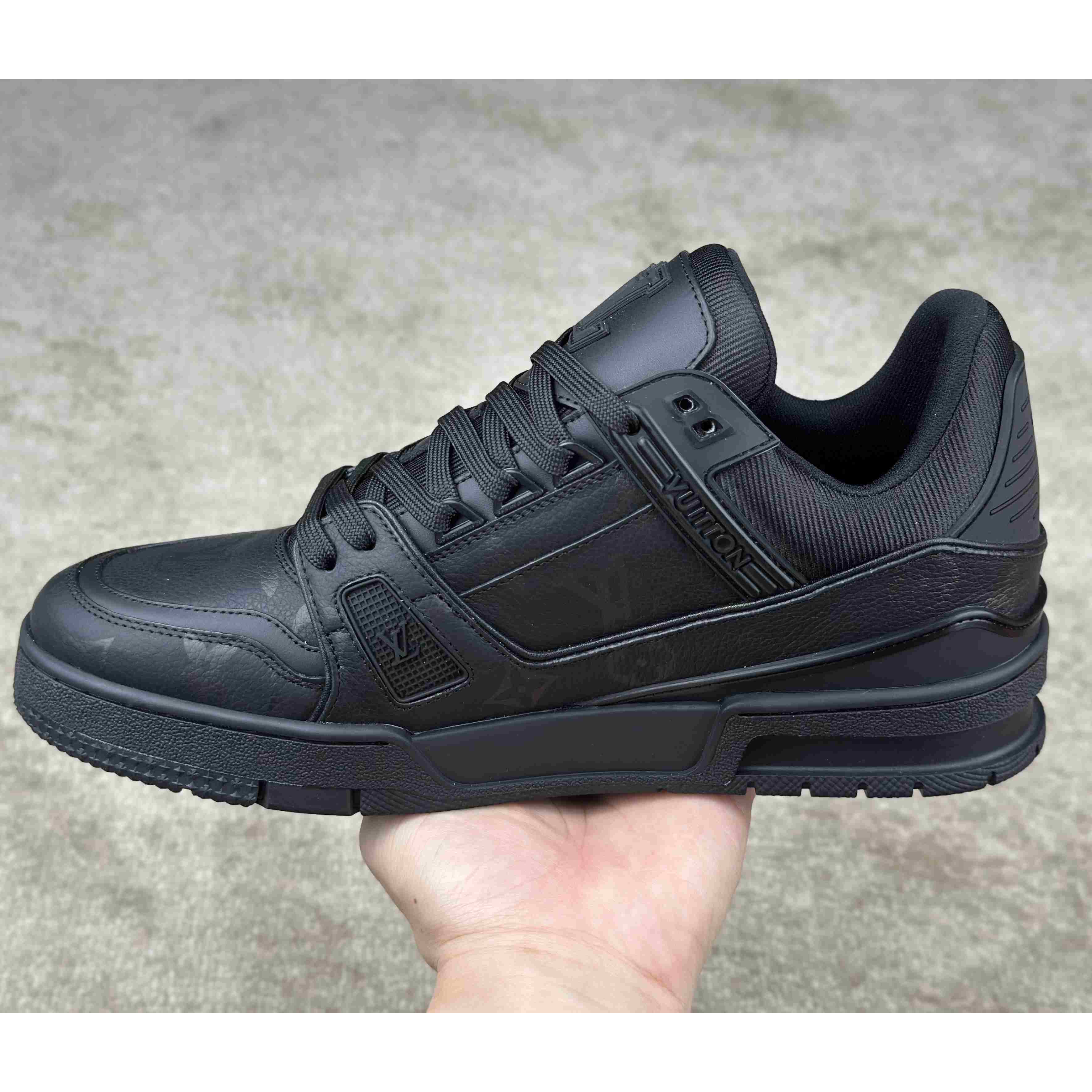 Louis Vuitton LV Trainer Sneaker       1AHDBU - 