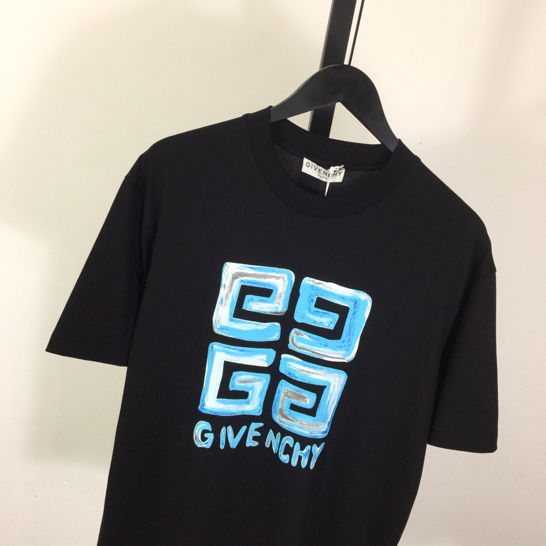 Givenchy 4G T-shirt In Cotton - DesignerGu