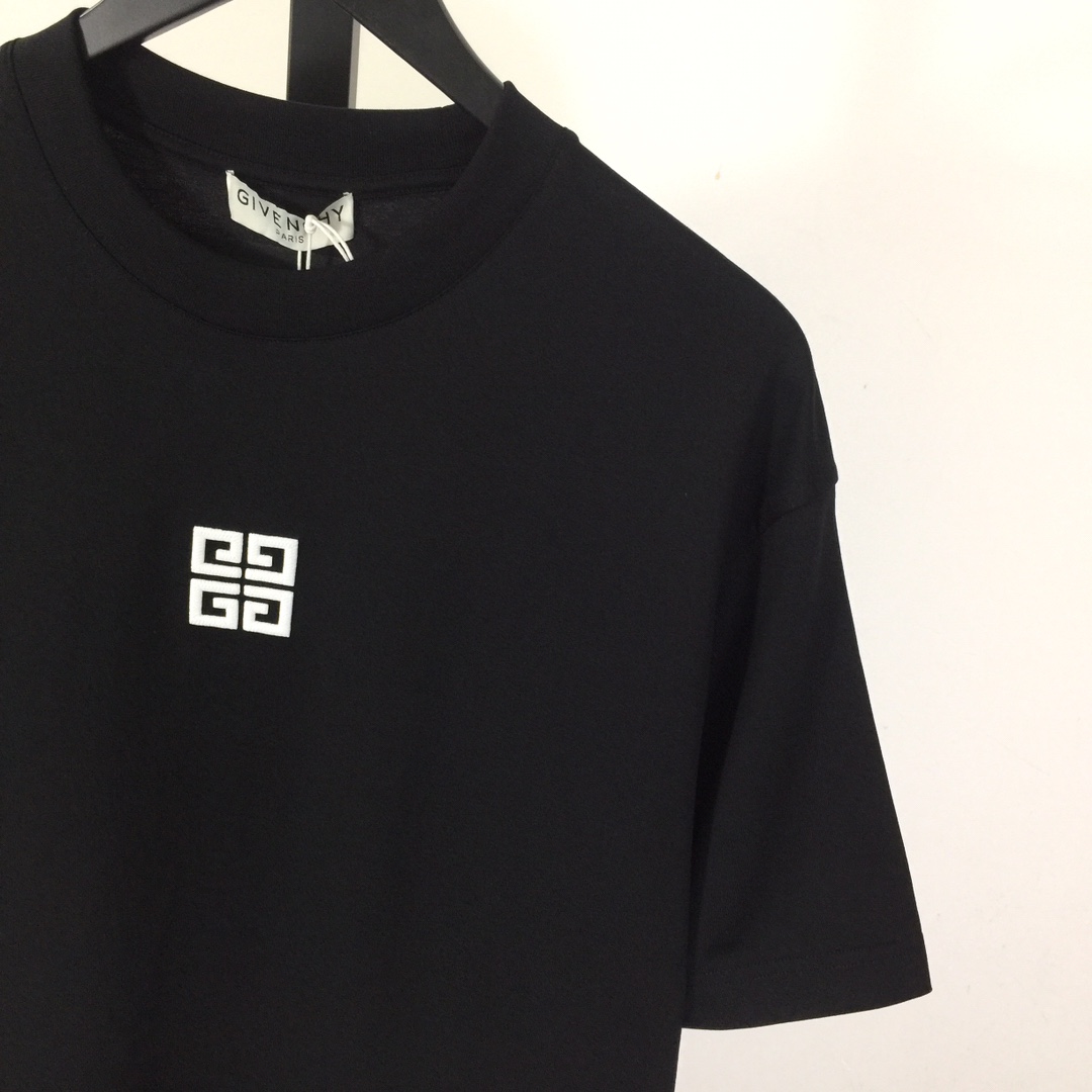 Givenchy 4G T-shirt In Cotton - 