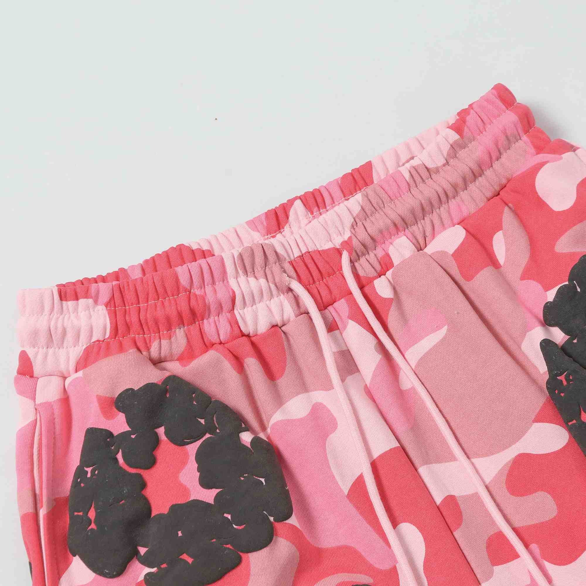 Denim Tears Camo Sweat Shorts - DesignerGu