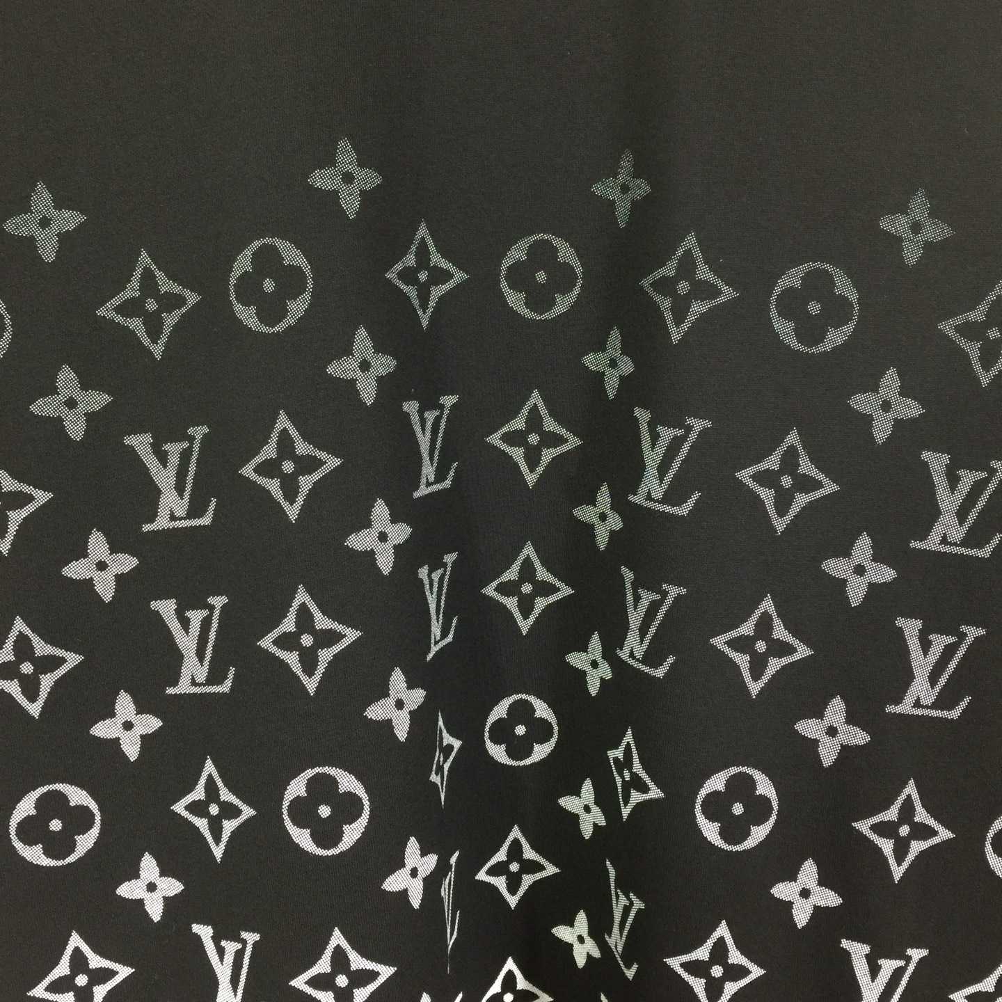 Louis Vuitton Monogram Cotton T-Shirt - DesignerGu