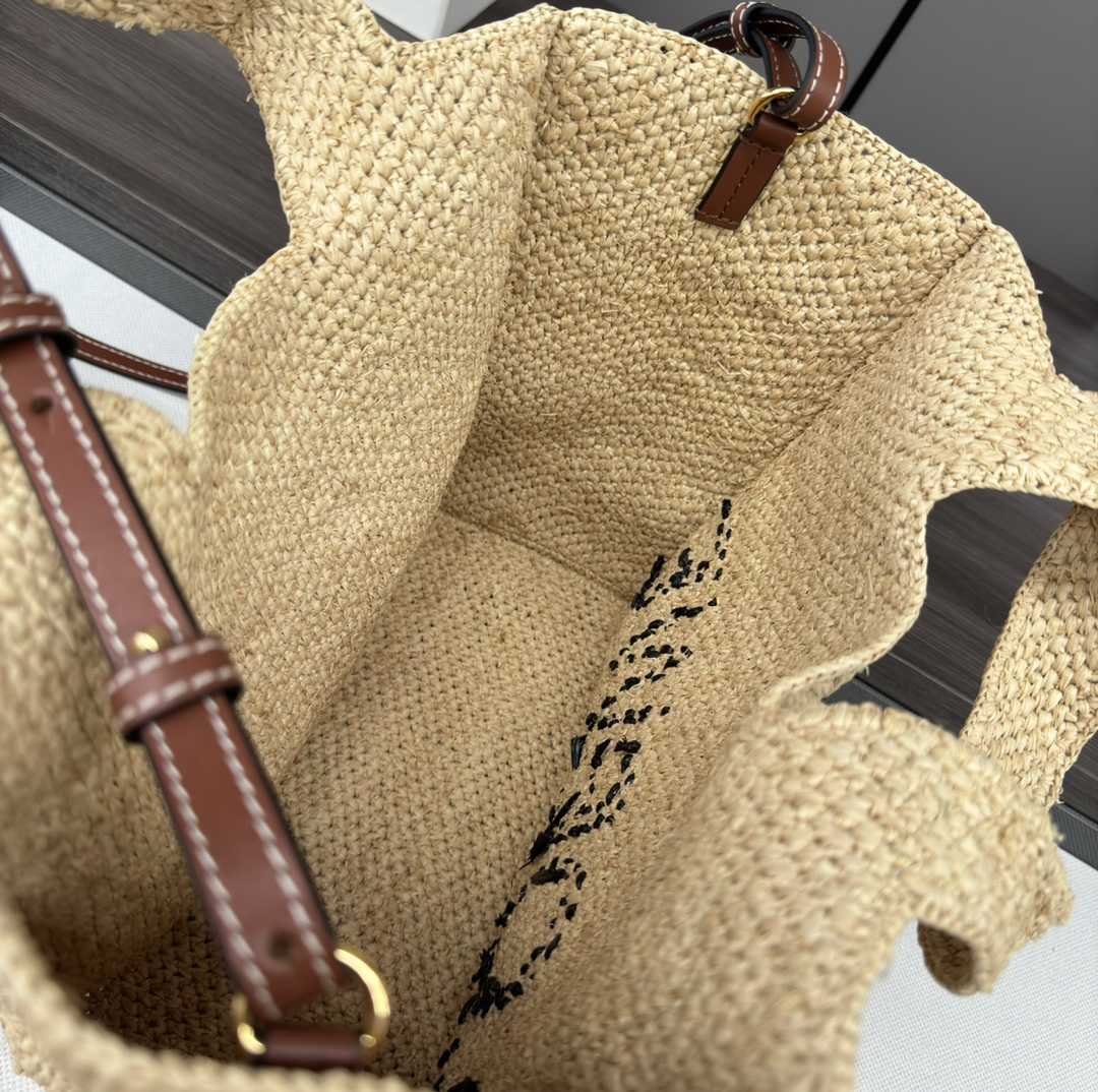 Loewe Font Tote Bag (30*15*25.5CM) - DesignerGu
