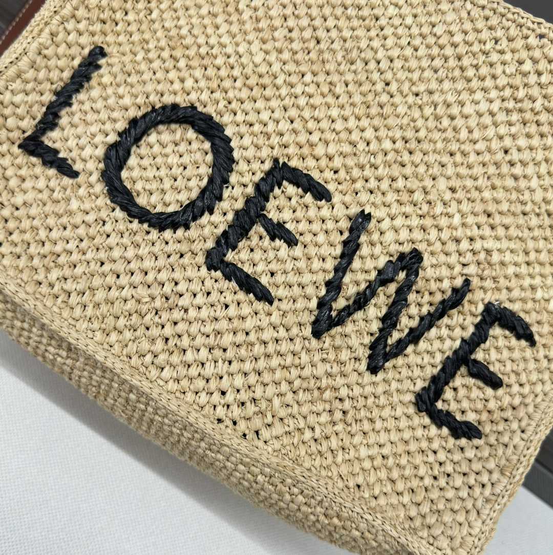 Loewe Font Tote Bag (30*15*25.5CM) - DesignerGu
