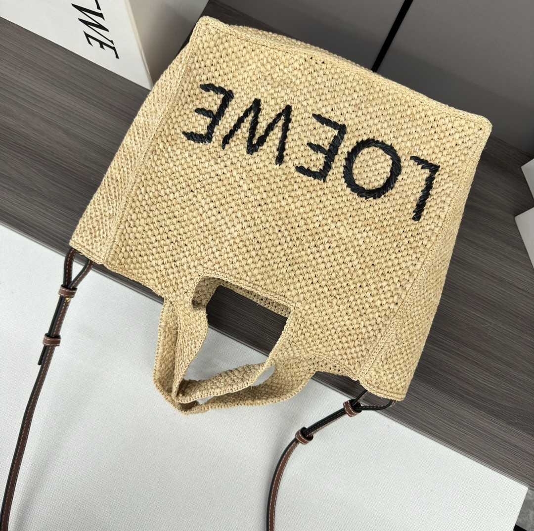 Loewe Font Tote Bag (30*15*25.5CM) - DesignerGu