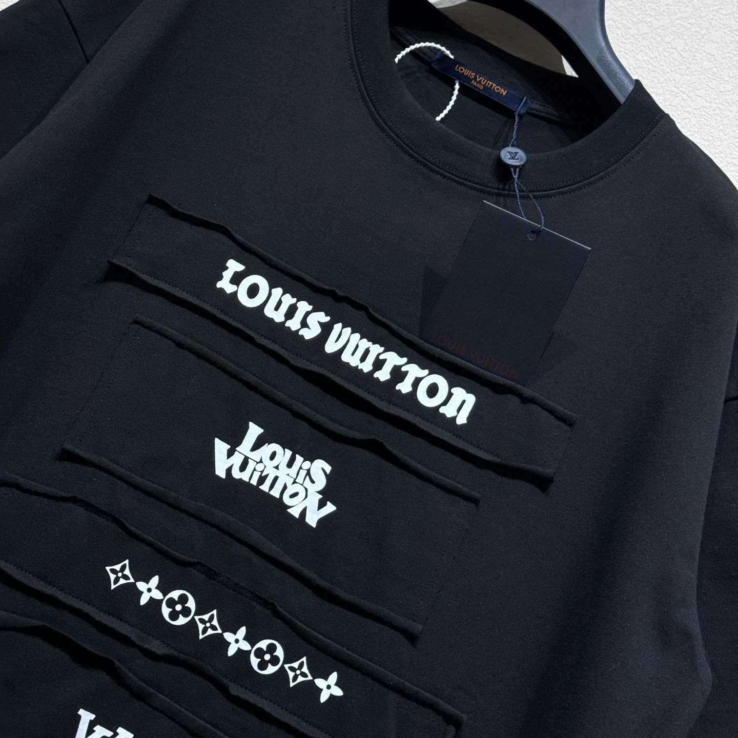 Louis Vuitton Short-Sleeved T-Shirt   - 