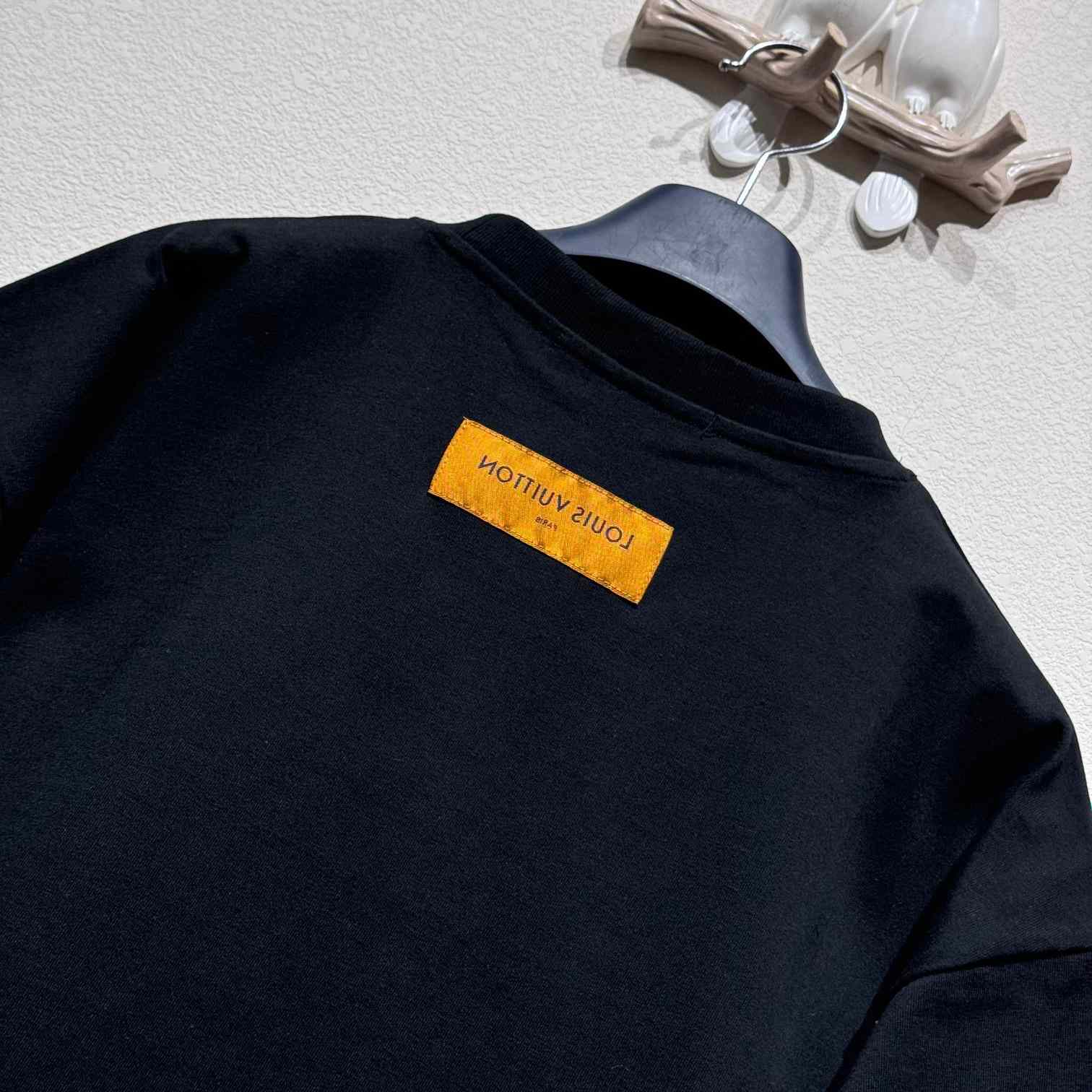Louis Vuitton Short-Sleeved T-Shirt   - 