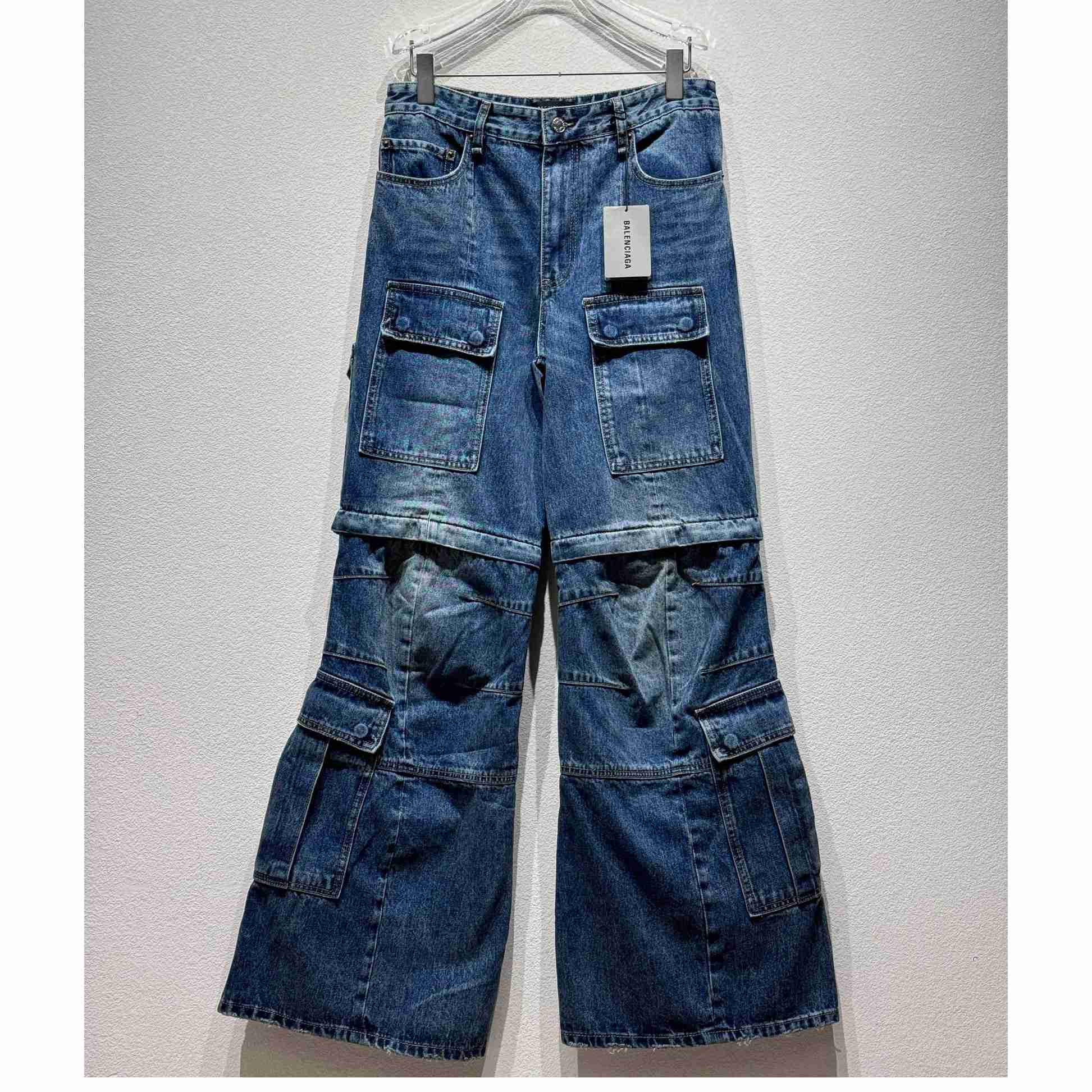 Balenciaga Mid-rise Wide-leg Cargo Jeans - DesignerGu