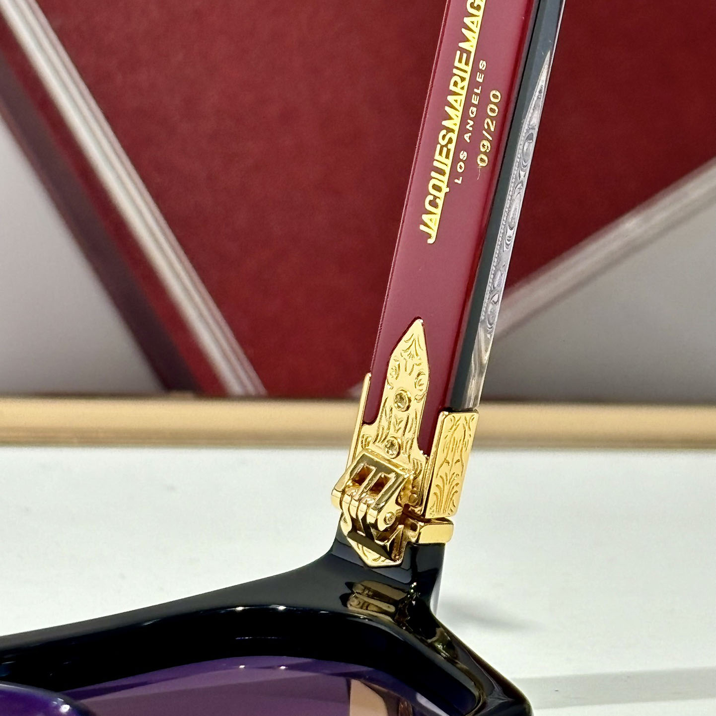 Jacquemus STERETT Sunglasses - DesignerGu