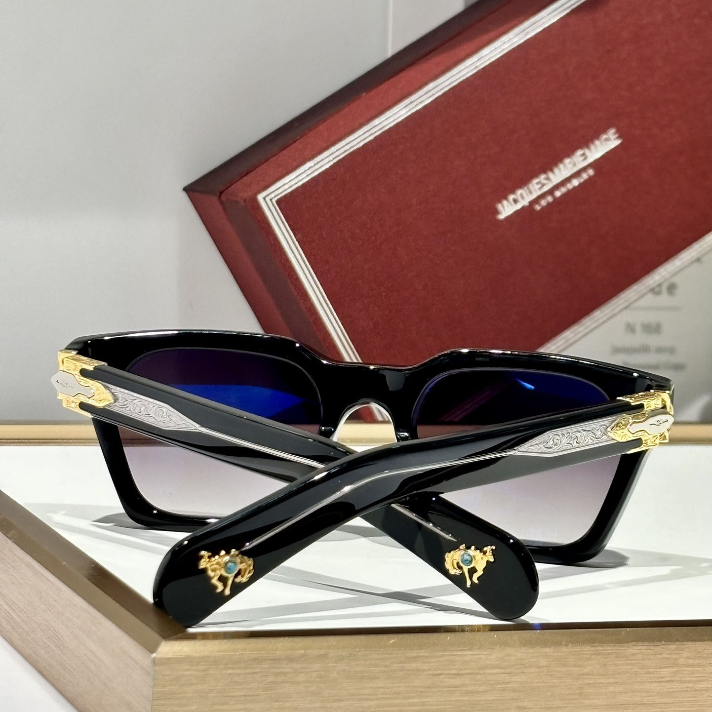 Jacquemus STERETT Sunglasses - DesignerGu
