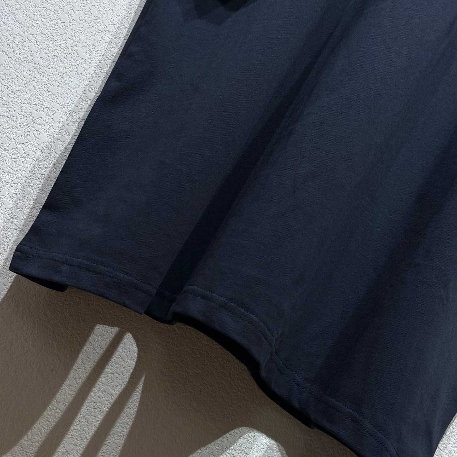 Balenciaga T-shirt Medium Fit - DesignerGu