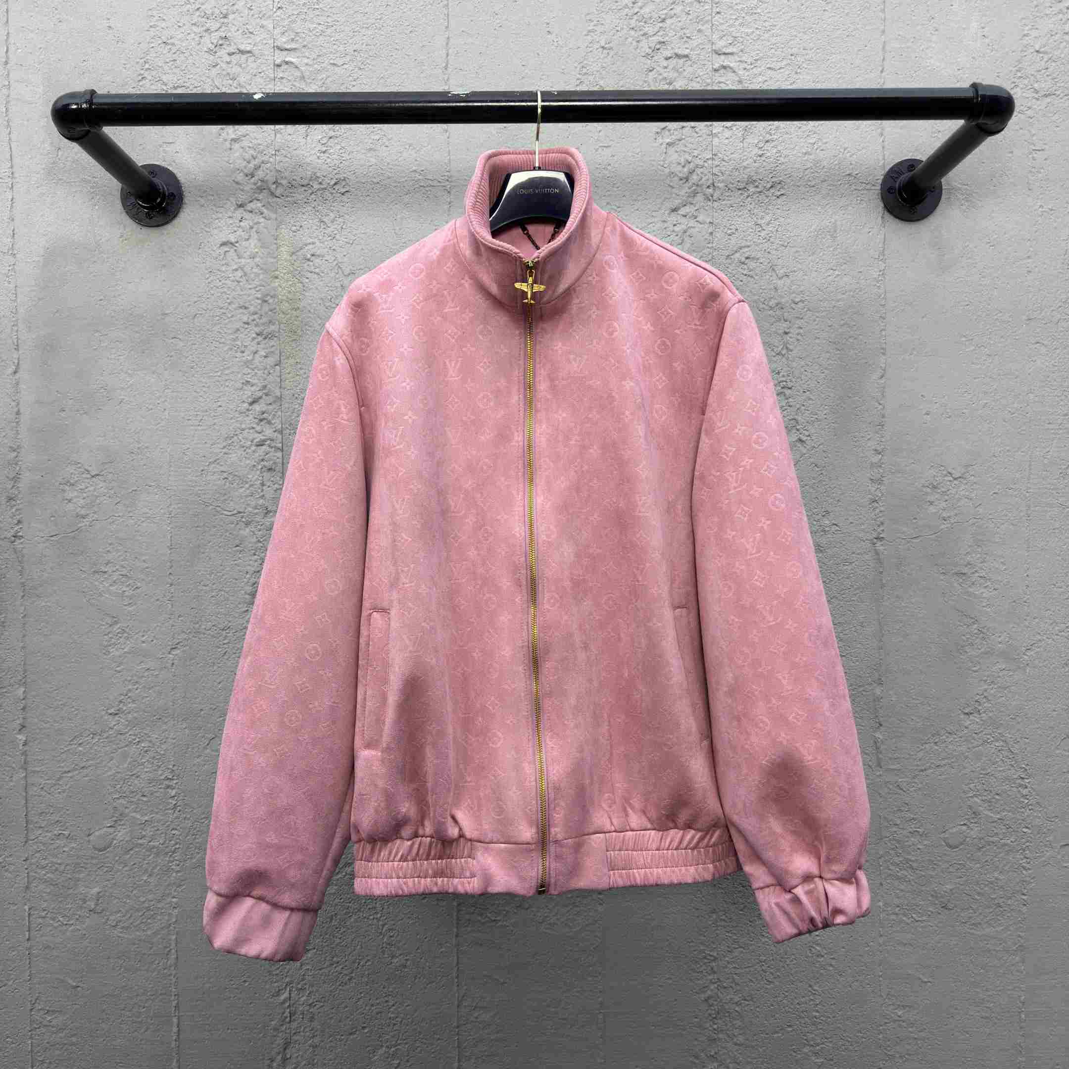 Louis Vuitton Monogram Debossed Leather Tracksuit Jacket   1AHBU4 - DesignerGu