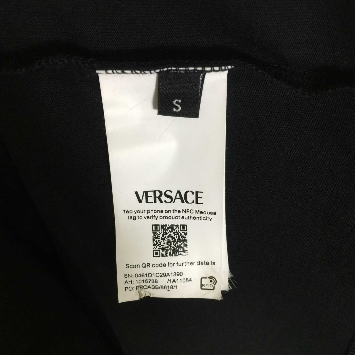 Versace Medusa T-shirt  - DesignerGu