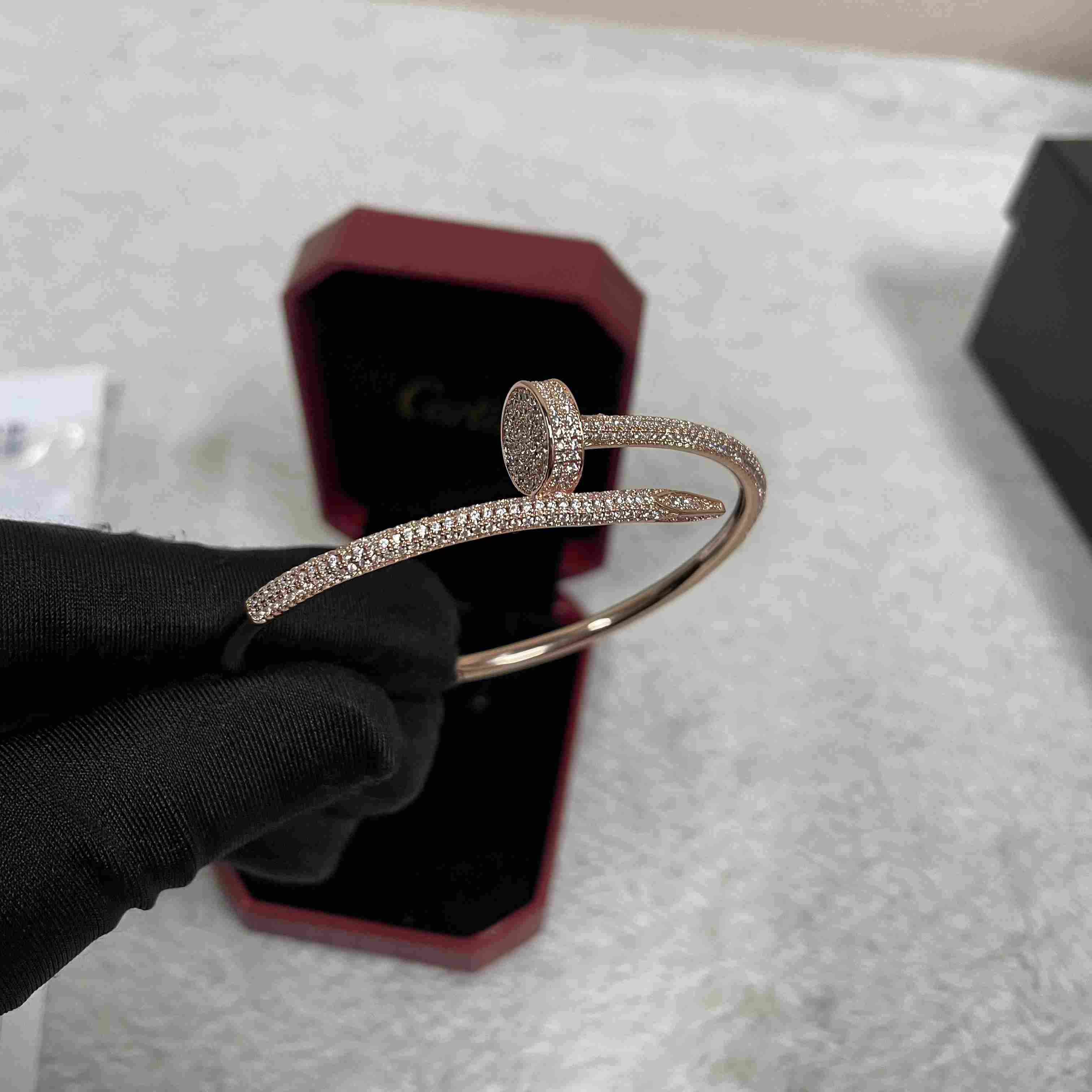 Cartier Juste un Clou Diamond Bracelets Rose Gold - DesignerGu