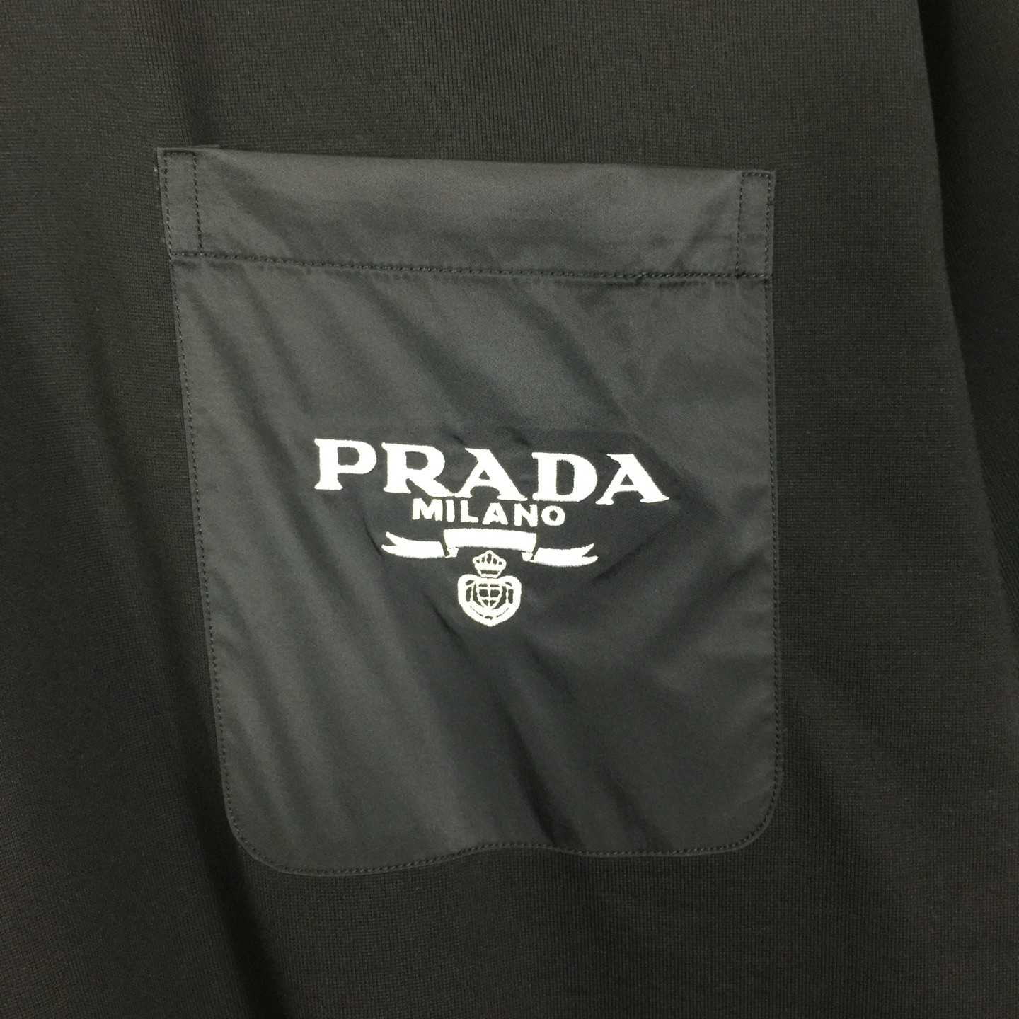 Prada T-shirt With Nylon Pocket And Letter Print - DesignerGu